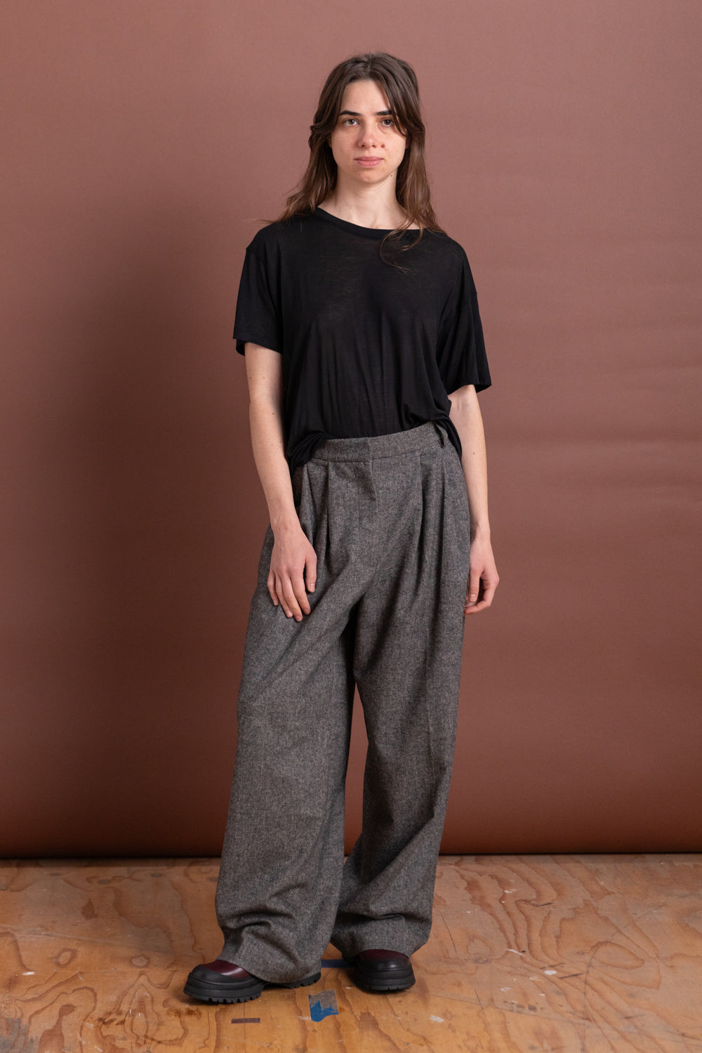 WOOL BLEND WIDE LEG PANTS IN GRAY