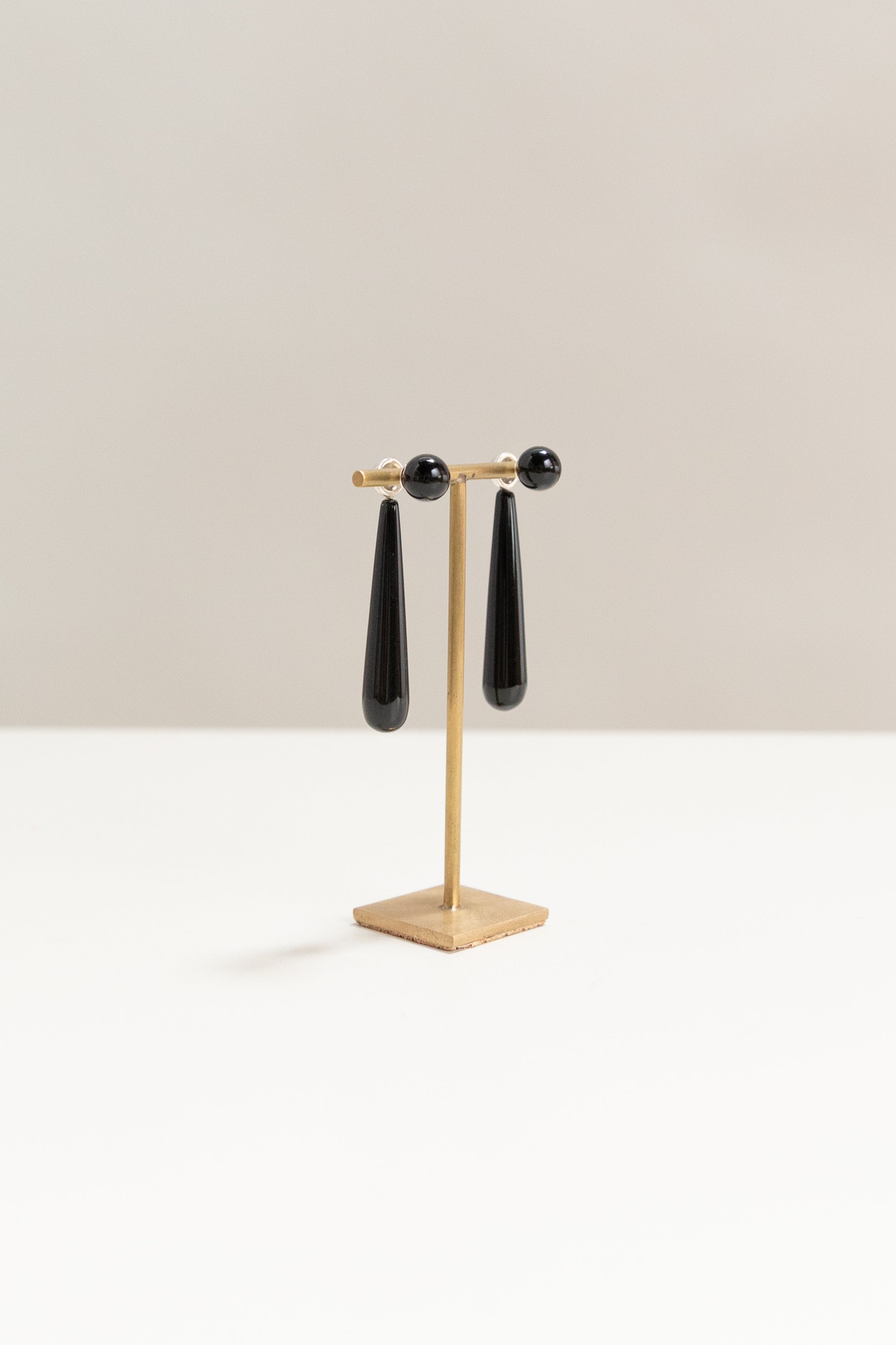 SORELA ONYX EARRINGS