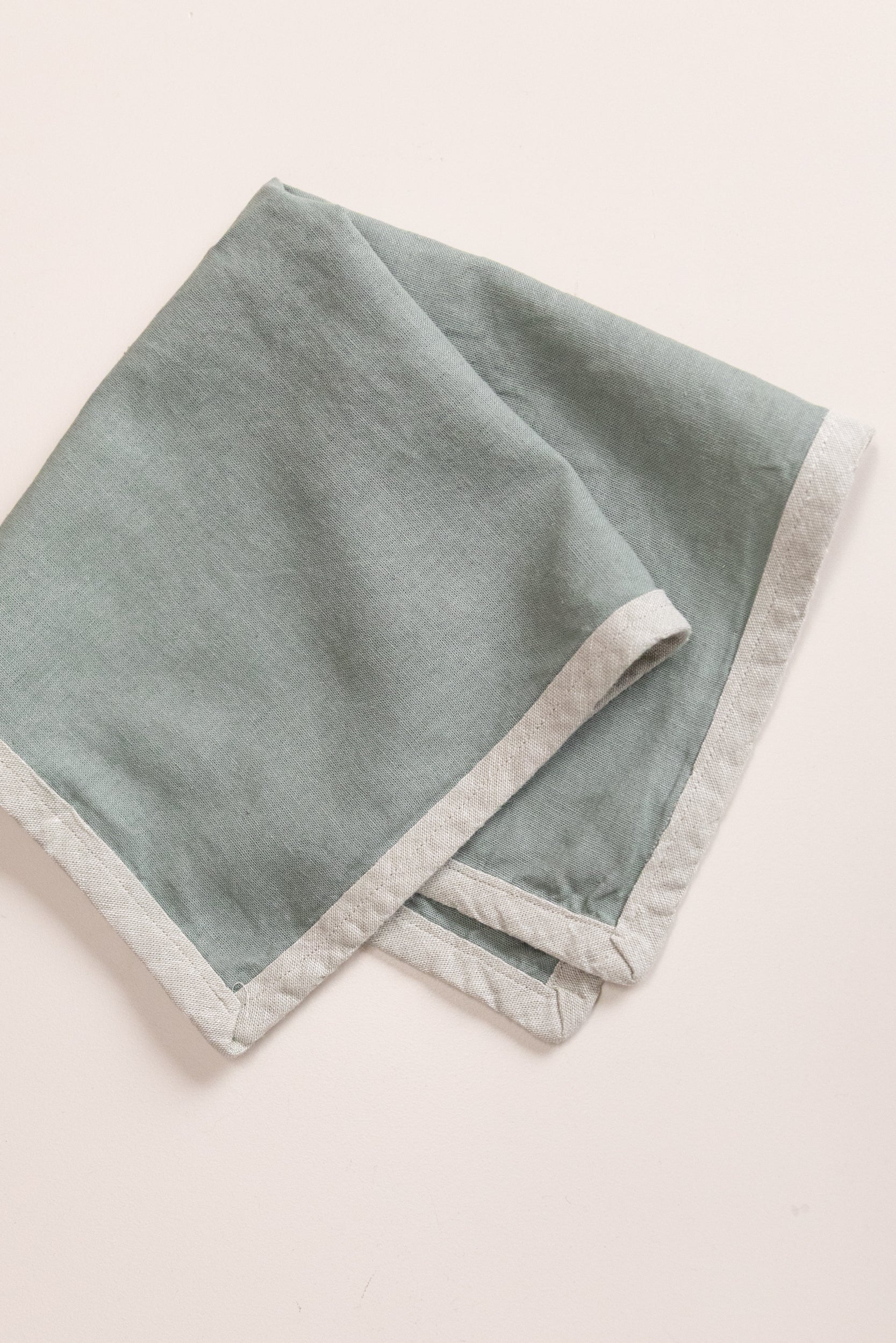EDGED NAPKINS IN EUCALYPTUS LINEN - SET OF FOUR
