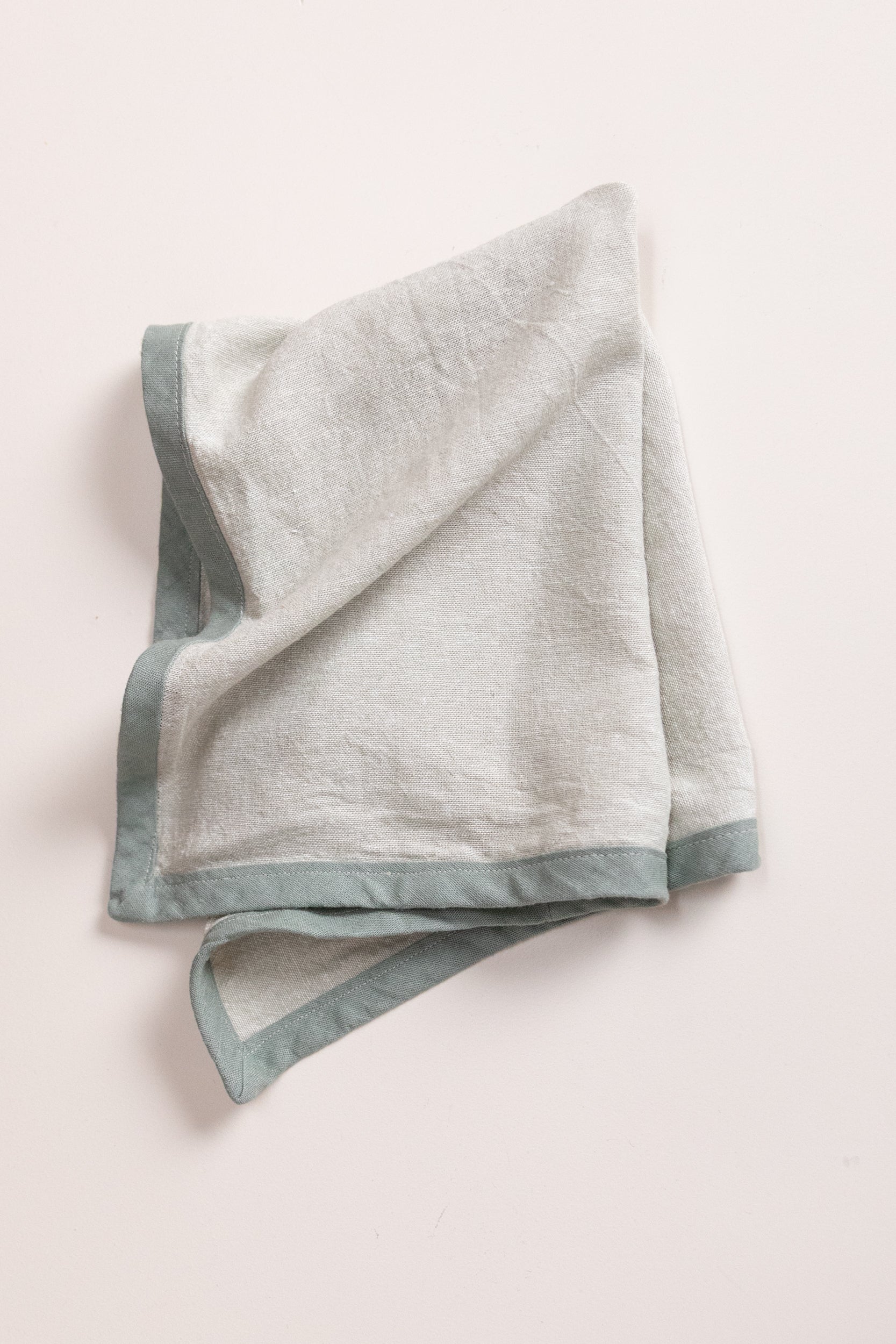 EDGED NAPKINS IN MOSS LINEN - SET OF TWO