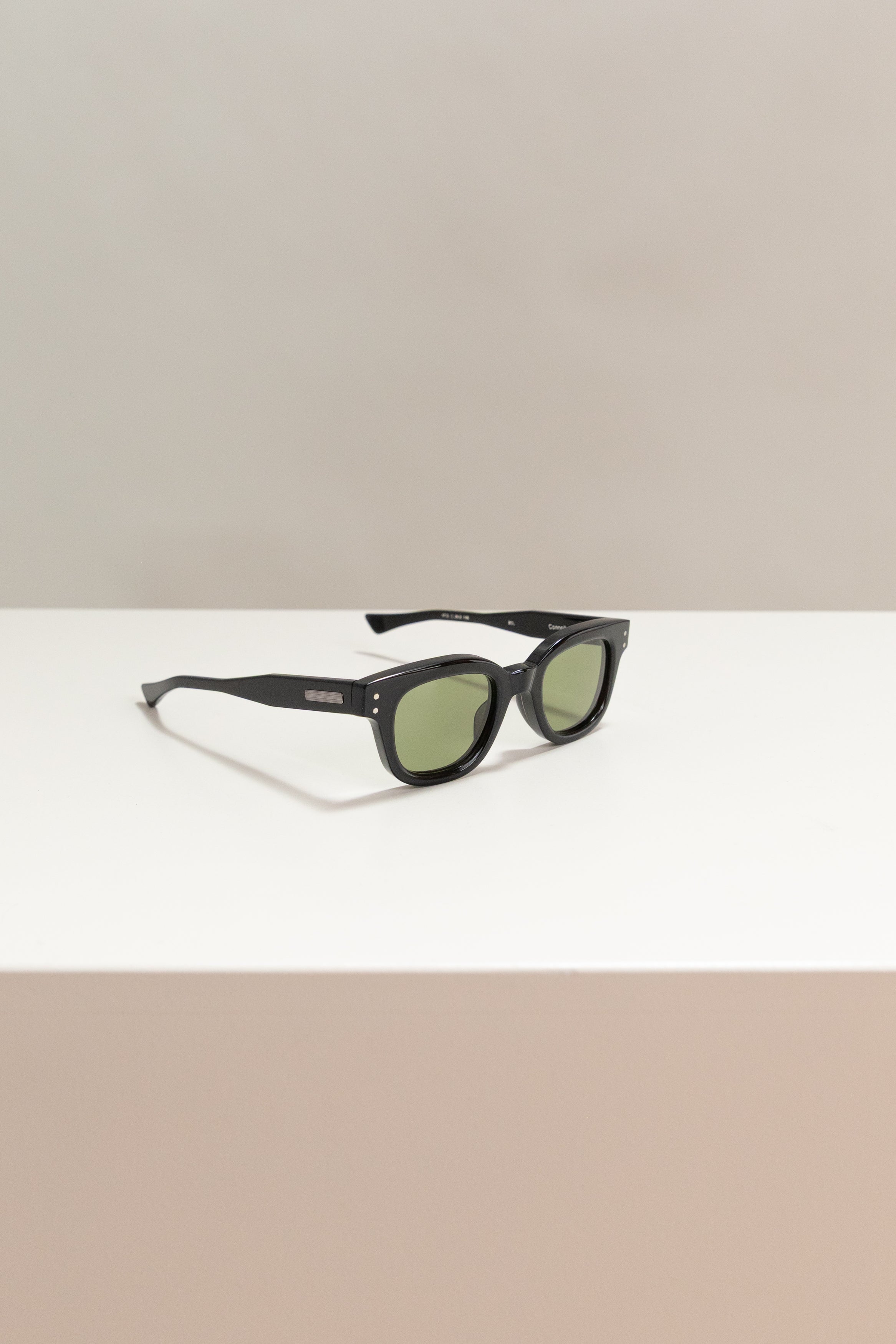 CONNOLLY IN BLACK CRYSTAL