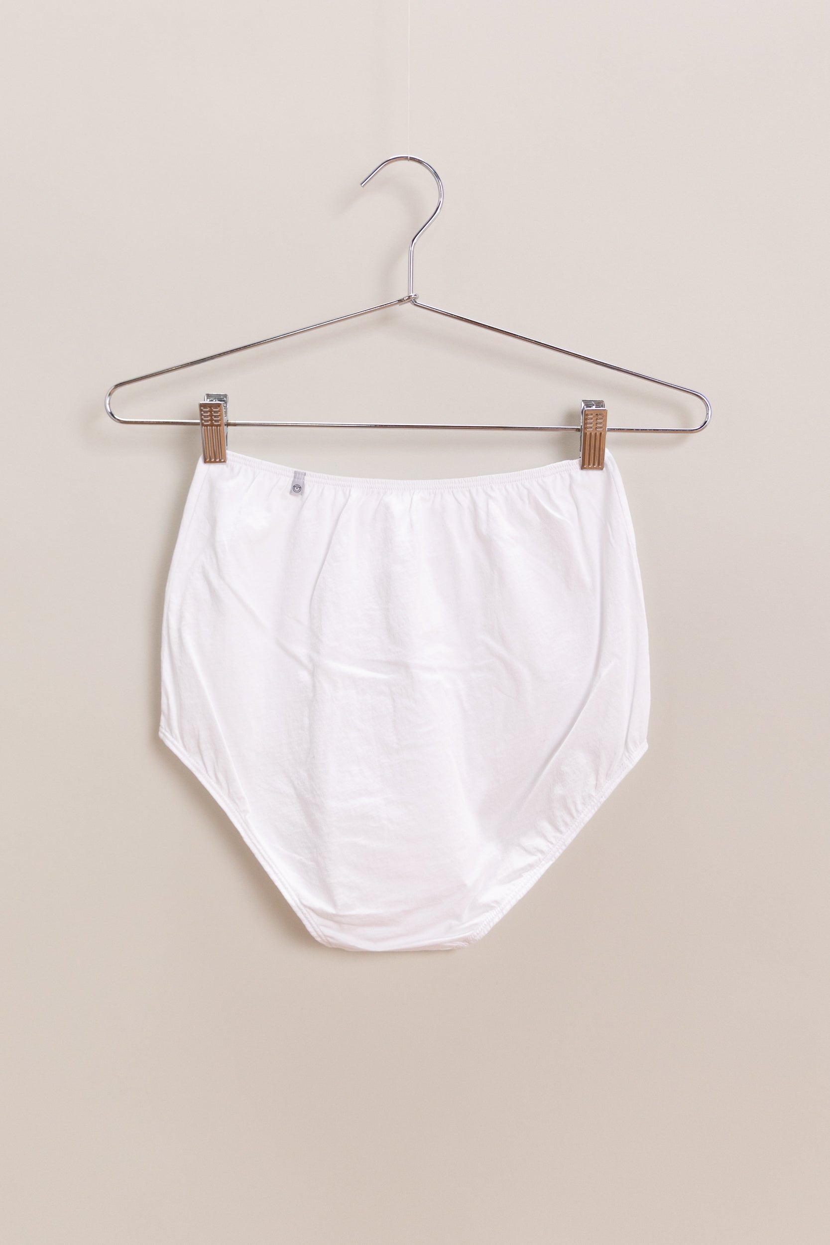 HIGH WAIST FULL COVERAGE BRIEF IN CHALK