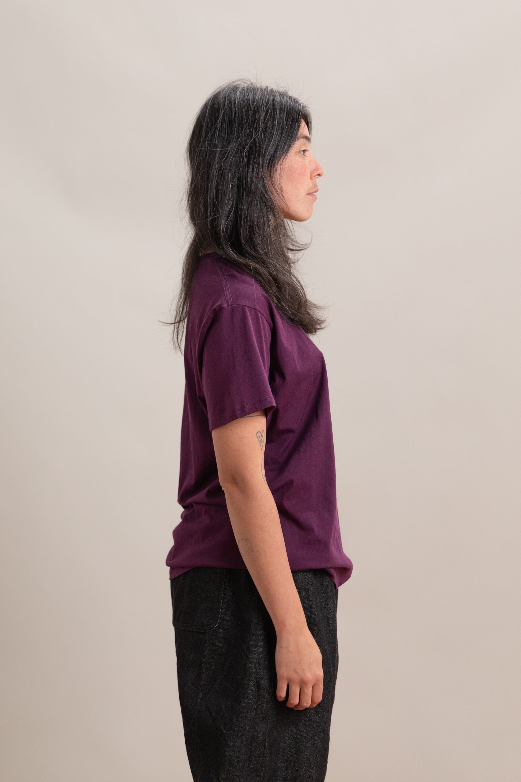 T-SHIRT IN GARNET