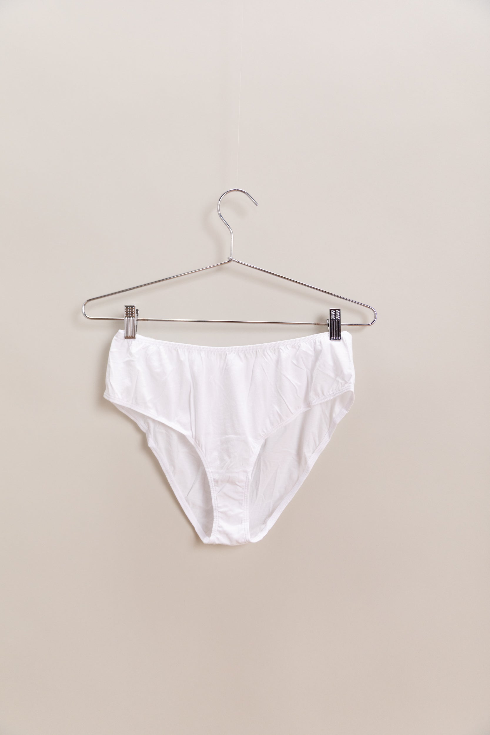 MID-RISE BRIEF IN CHALK
