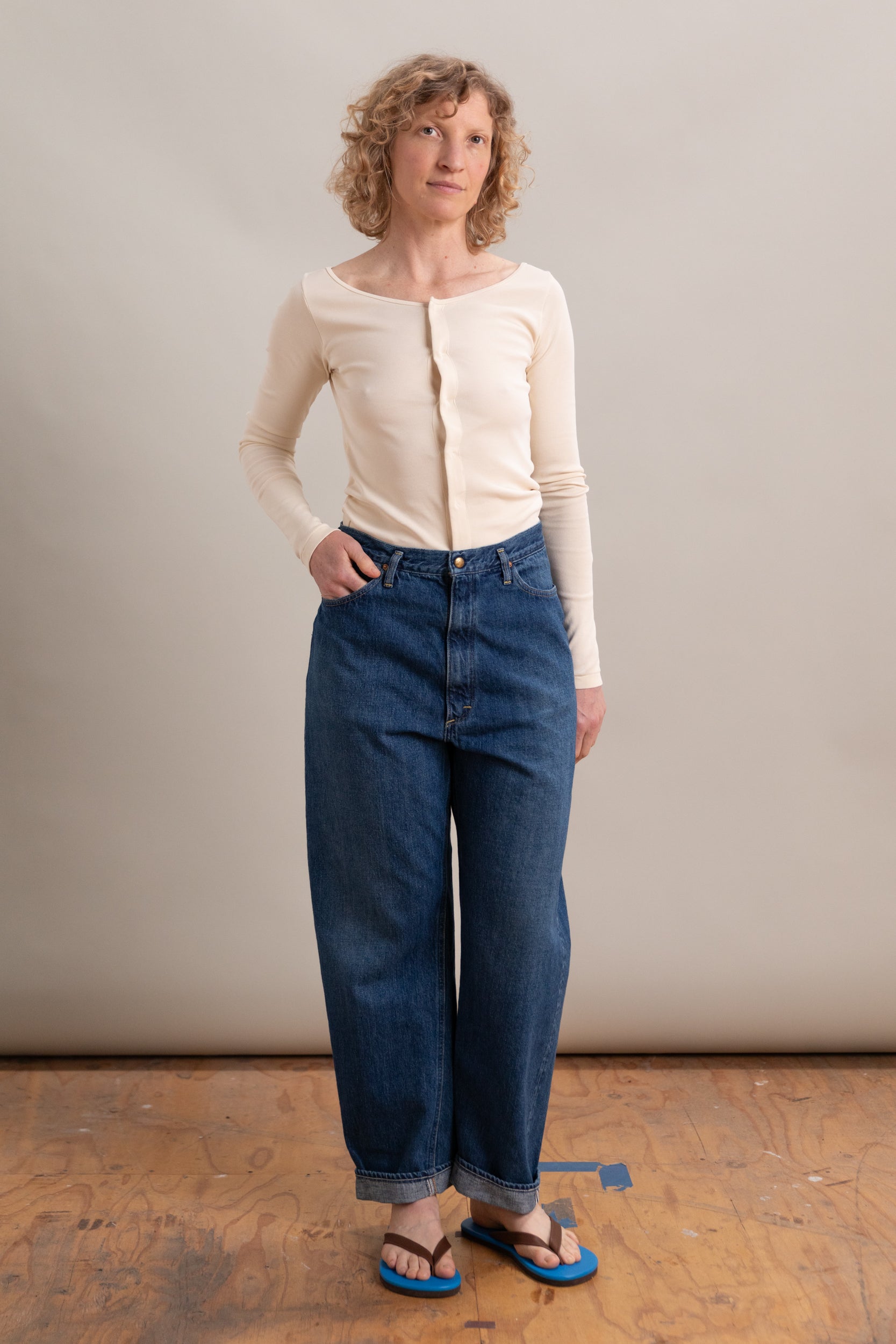 HIGH WAIST SELVEDGE PANTS IN USED DENIM