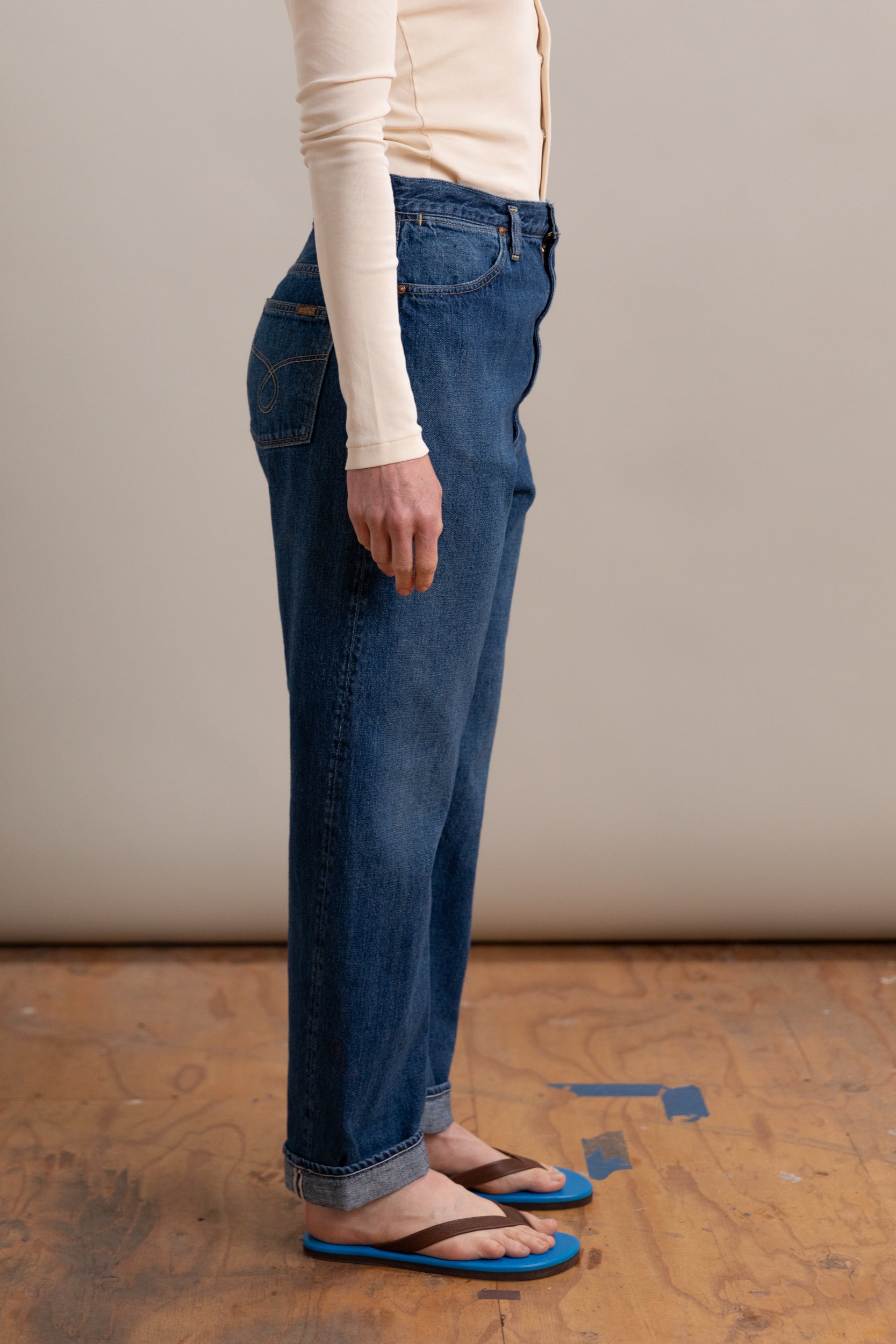 HIGH WAIST SELVEDGE PANTS IN USED DENIM