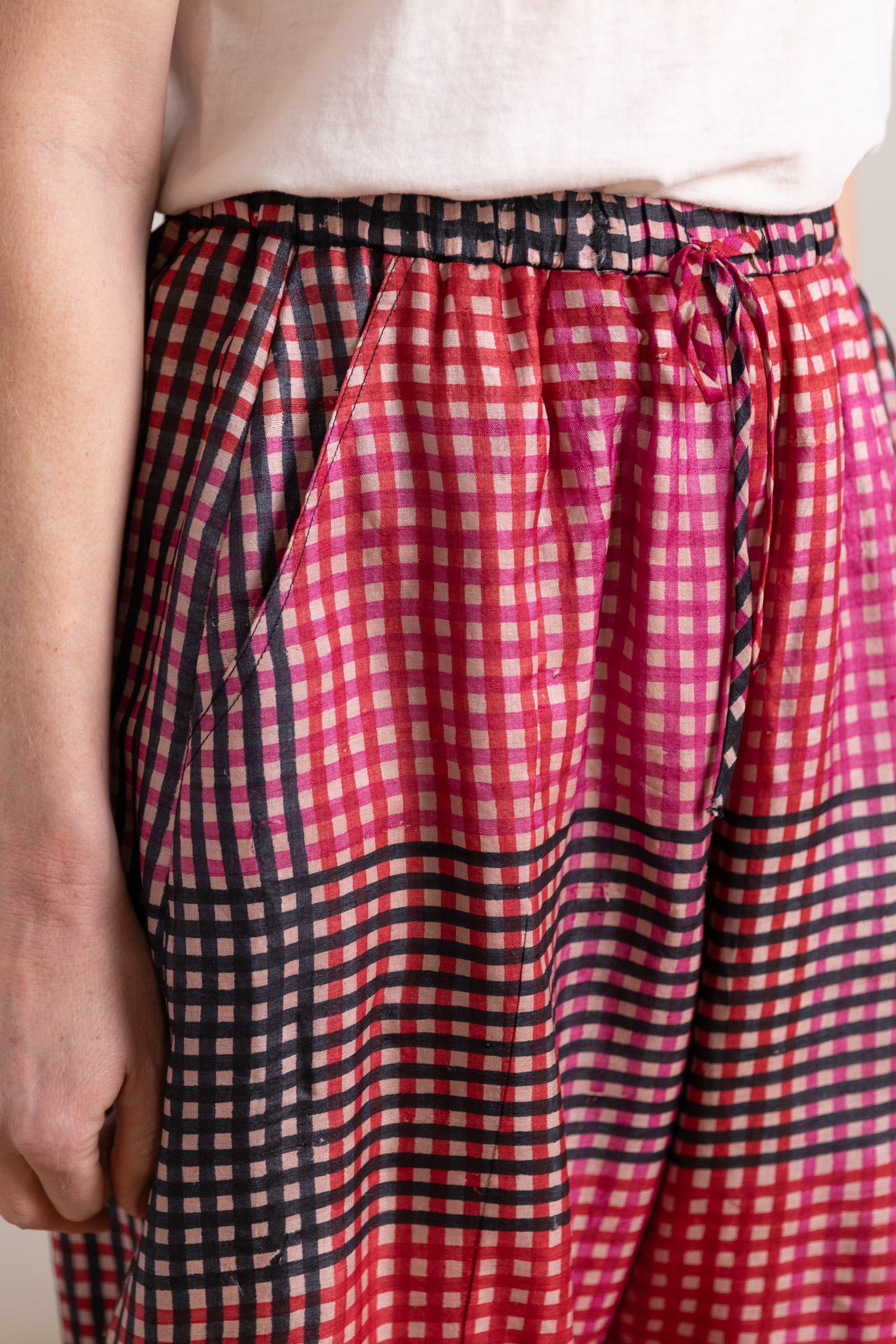 ASHBOLT PANTS IN PINK SILK CHECK