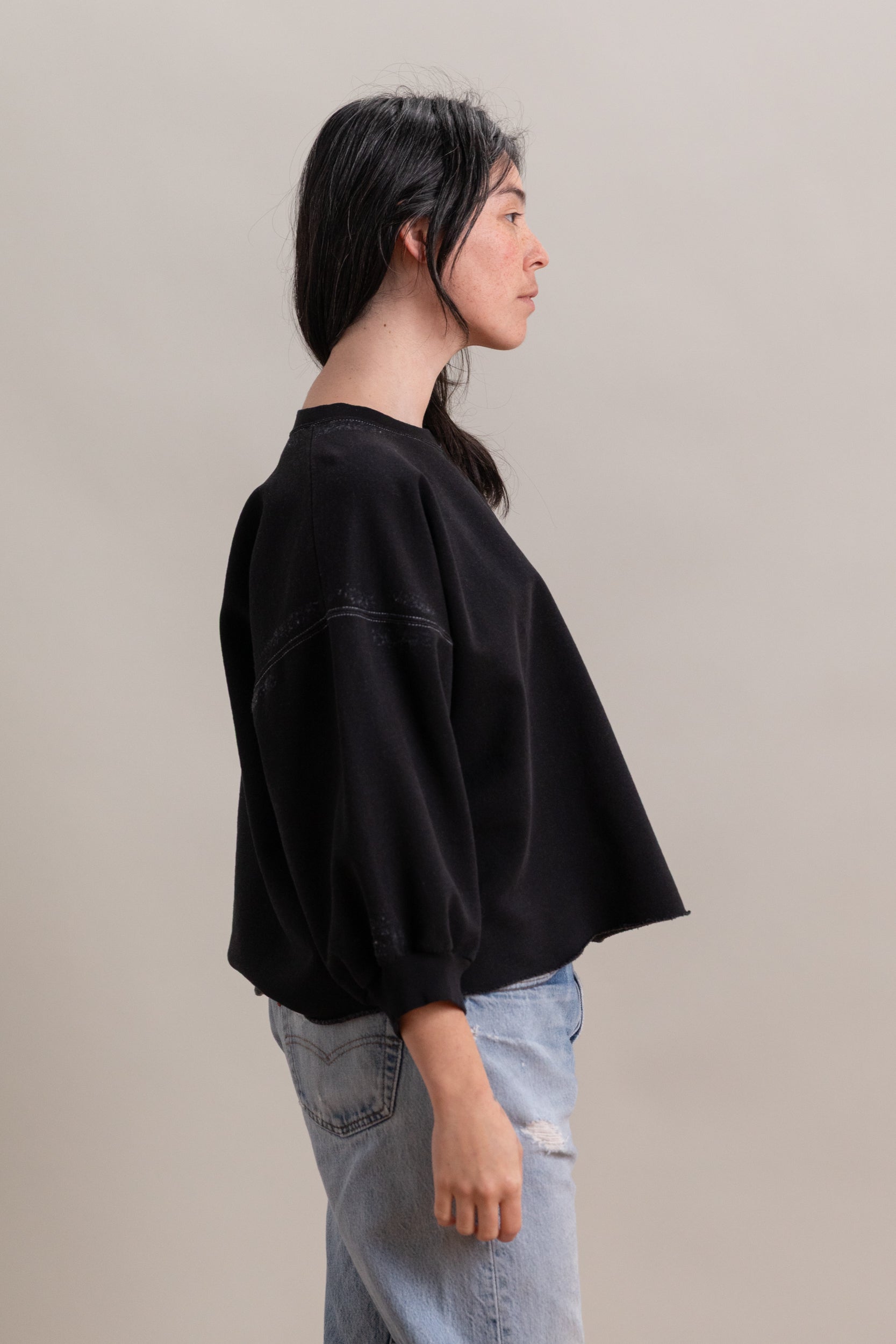 FOND SWEATSHIRT IN CHARCOAL