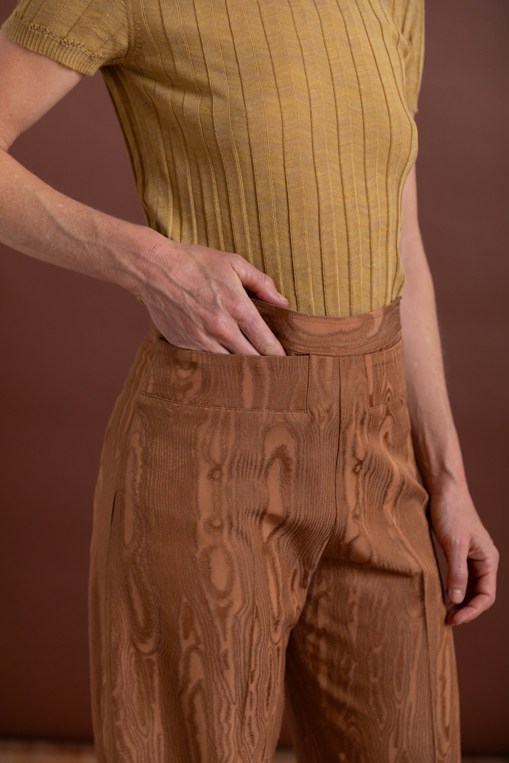 ROSCOW PANT IN WALNUT MOREEN
