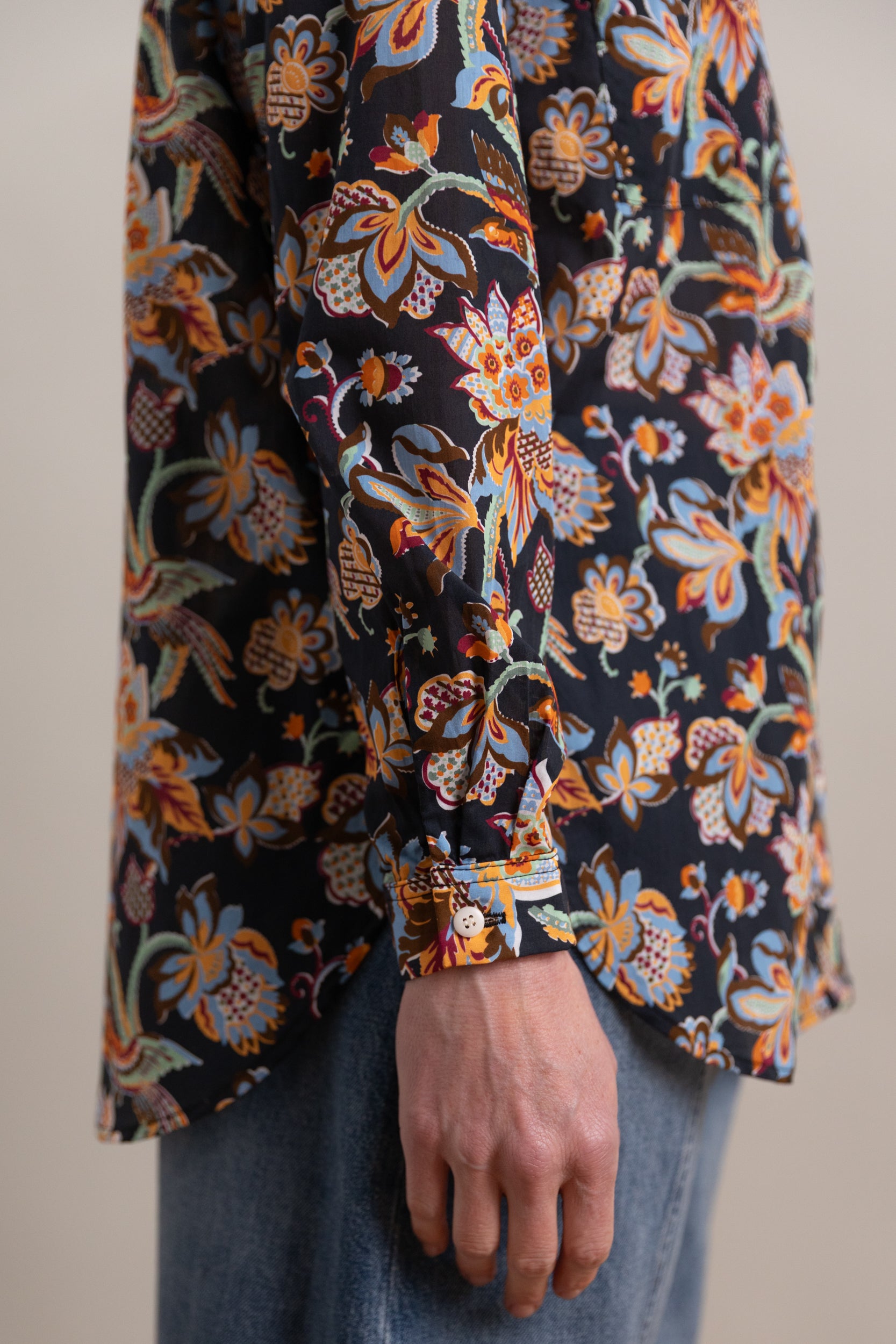 SWAN SHIRT IN MINTZ CHINTZ