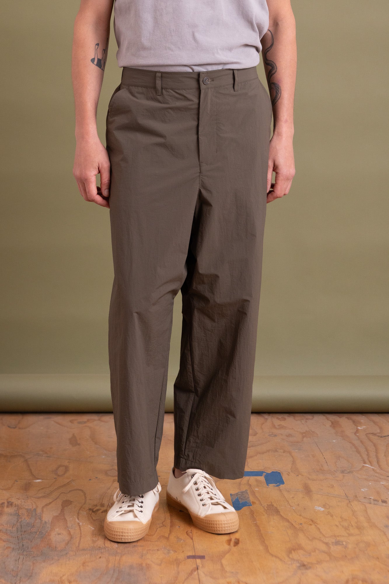 SLOW PANT IN CHARCOAL