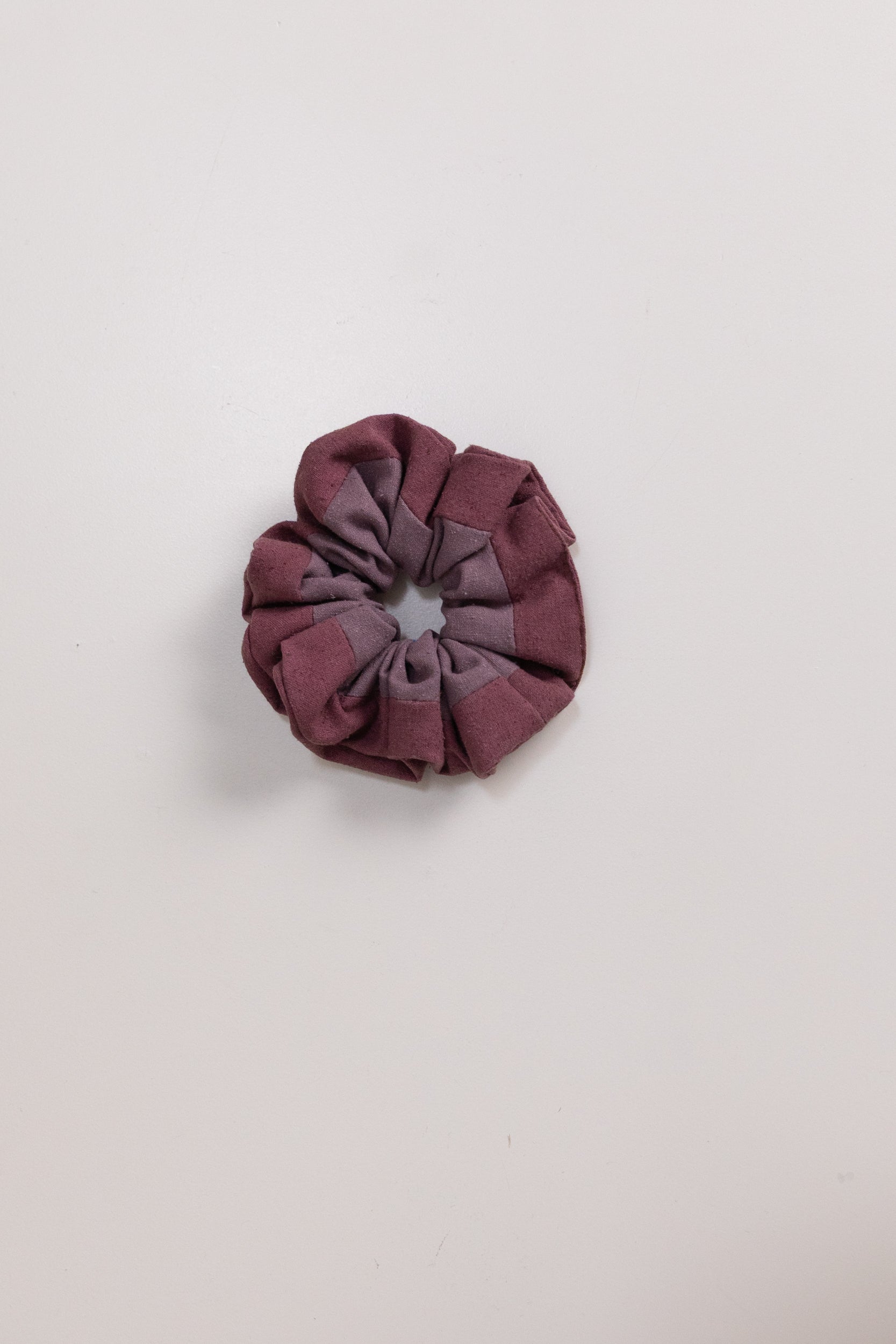 MEDIUM PURPLE SILK SCRUNCHIE