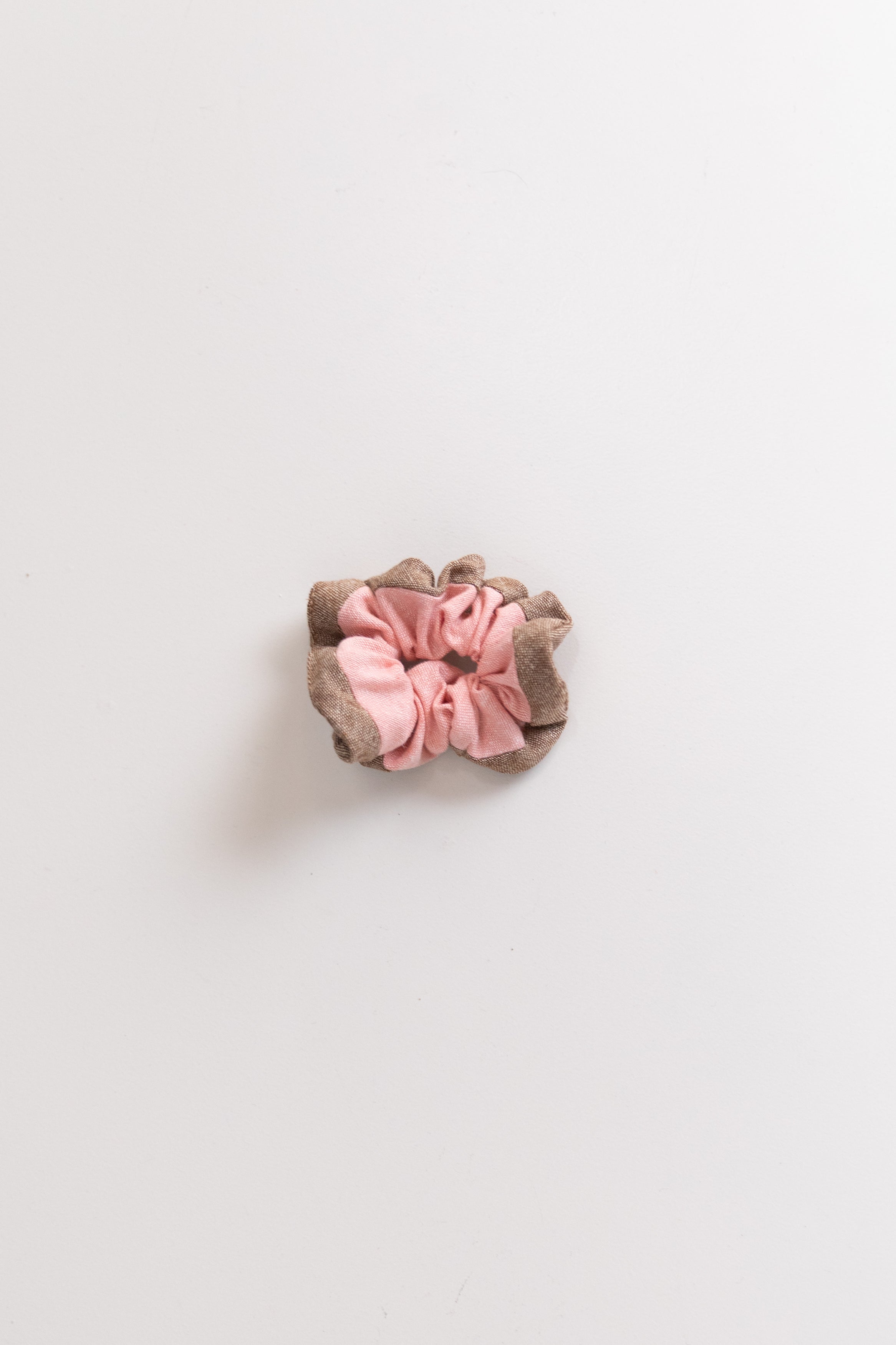 MINI BROWN AND PINK LINEN SCRUNCHIE