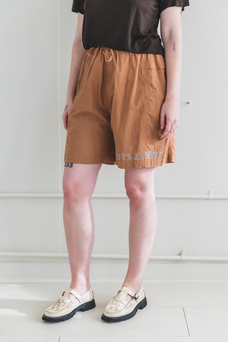 ONDA SHORTS IN GROUND HUGGER BROWN