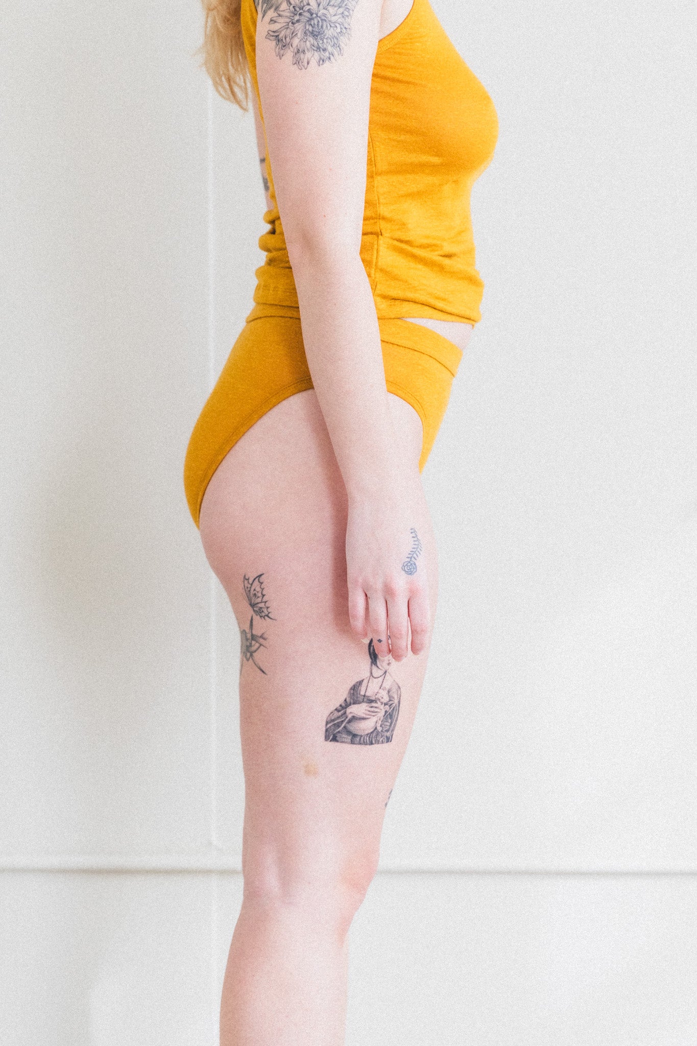 BIKINI BRIEF IN SAFFRON