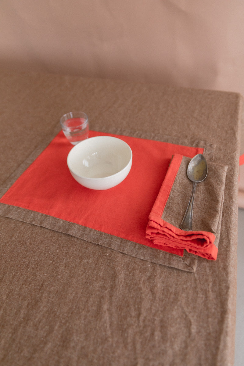 REVERSIBLE PLACEMAT IN POPPY - SET OF FOUR