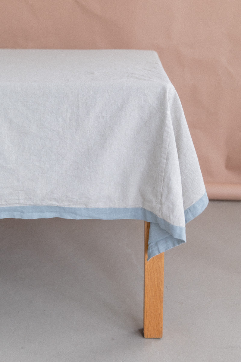 REVERSIBLE TABLECLOTH IN CREAM