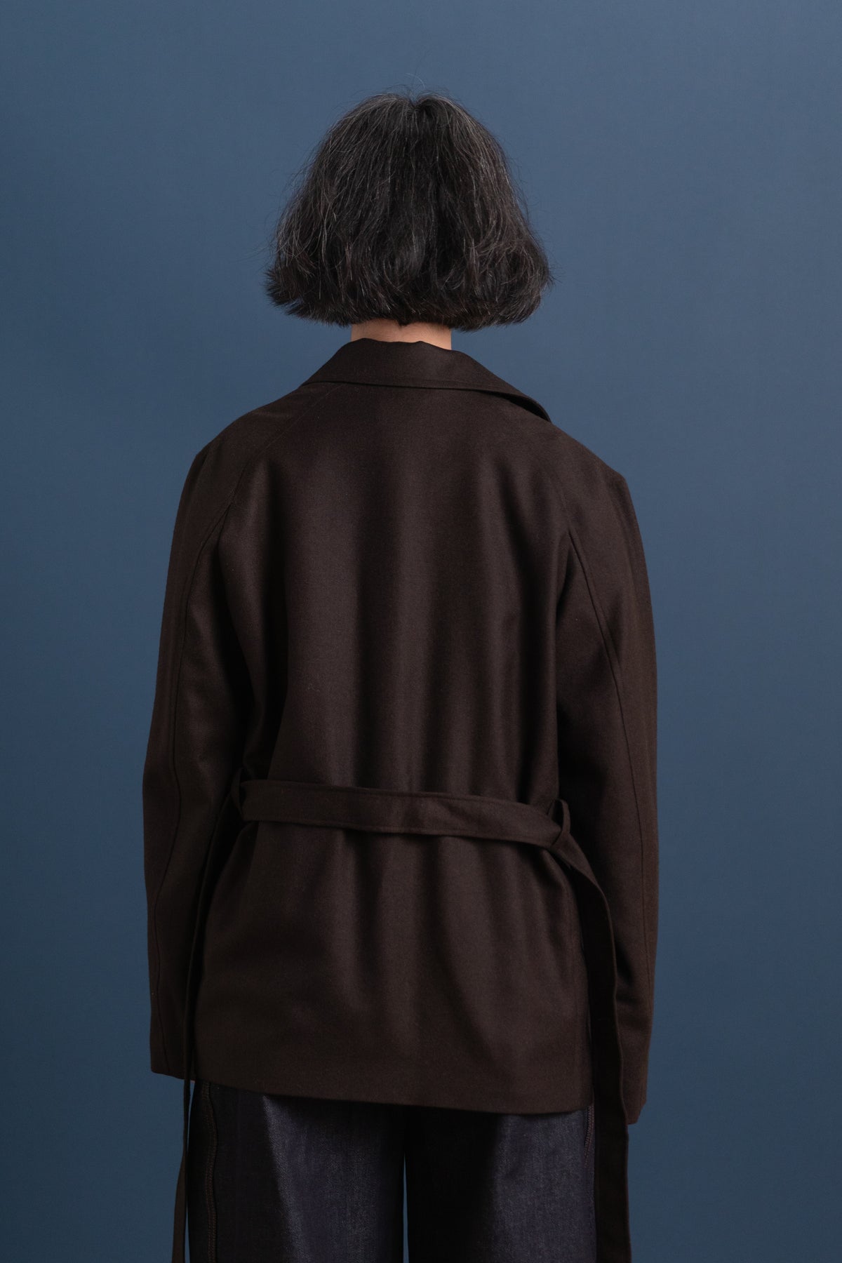 BELTED JACKET IN BROWN