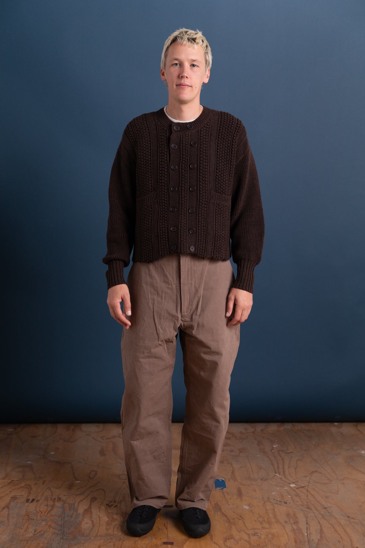 LOT 506 DOUBLE BREASTED CARDIGAN IN BROWN