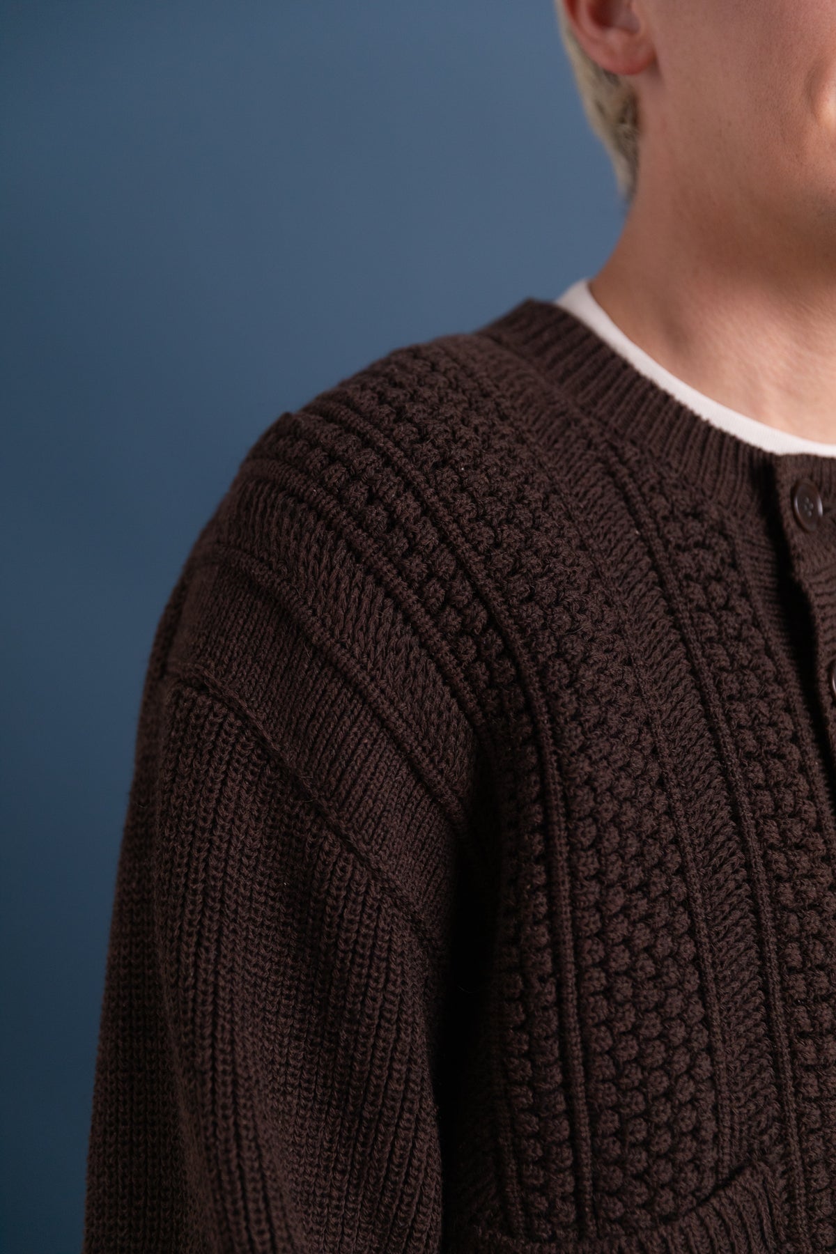 LOT 506 DOUBLE BREASTED CARDIGAN IN BROWN