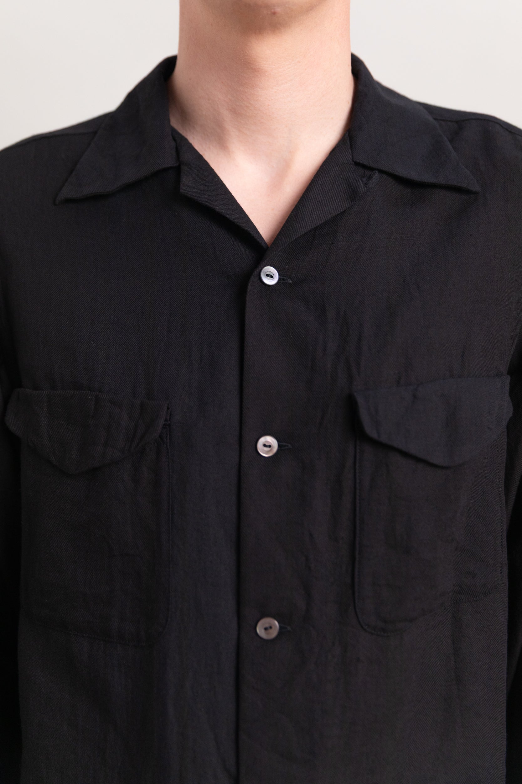 LOT 101 OPEN COLLAR SHIRT IN BLACK
