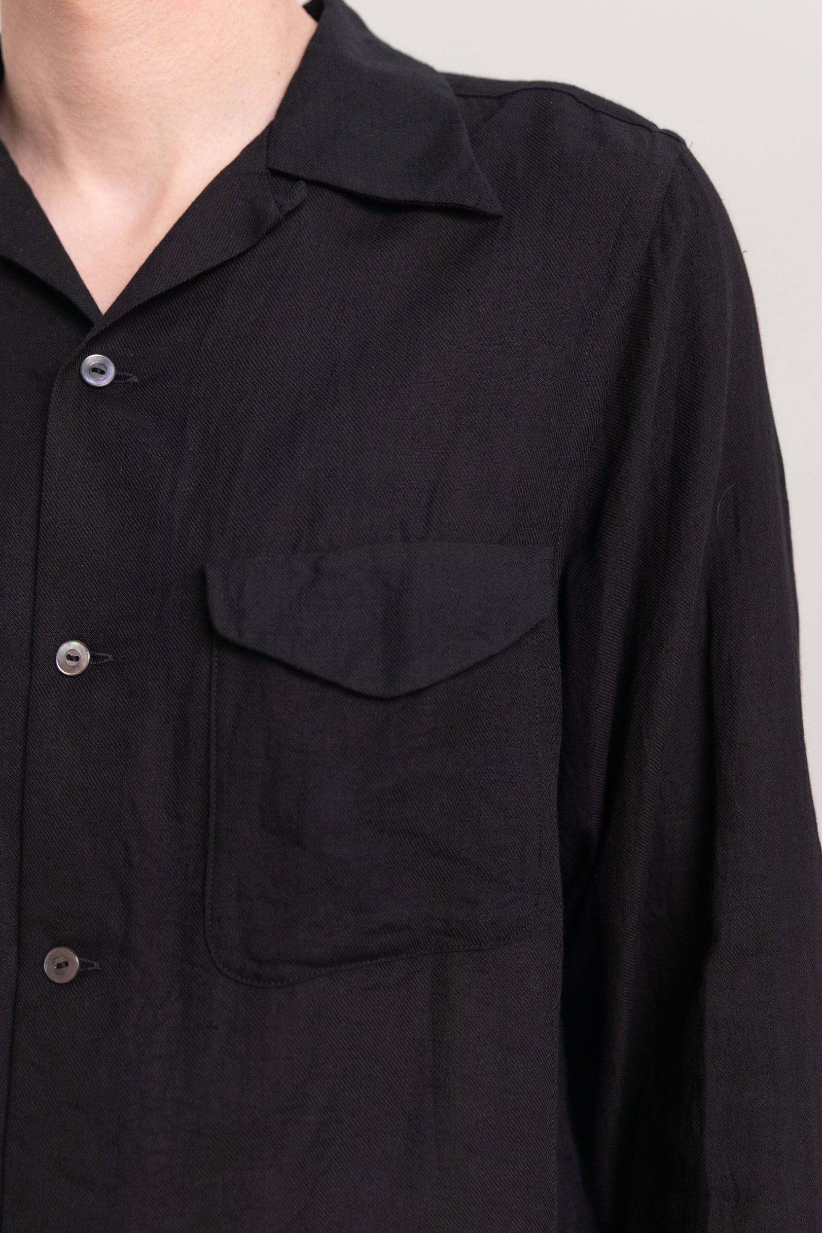 LOT 101 OPEN COLLAR SHIRT IN BLACK