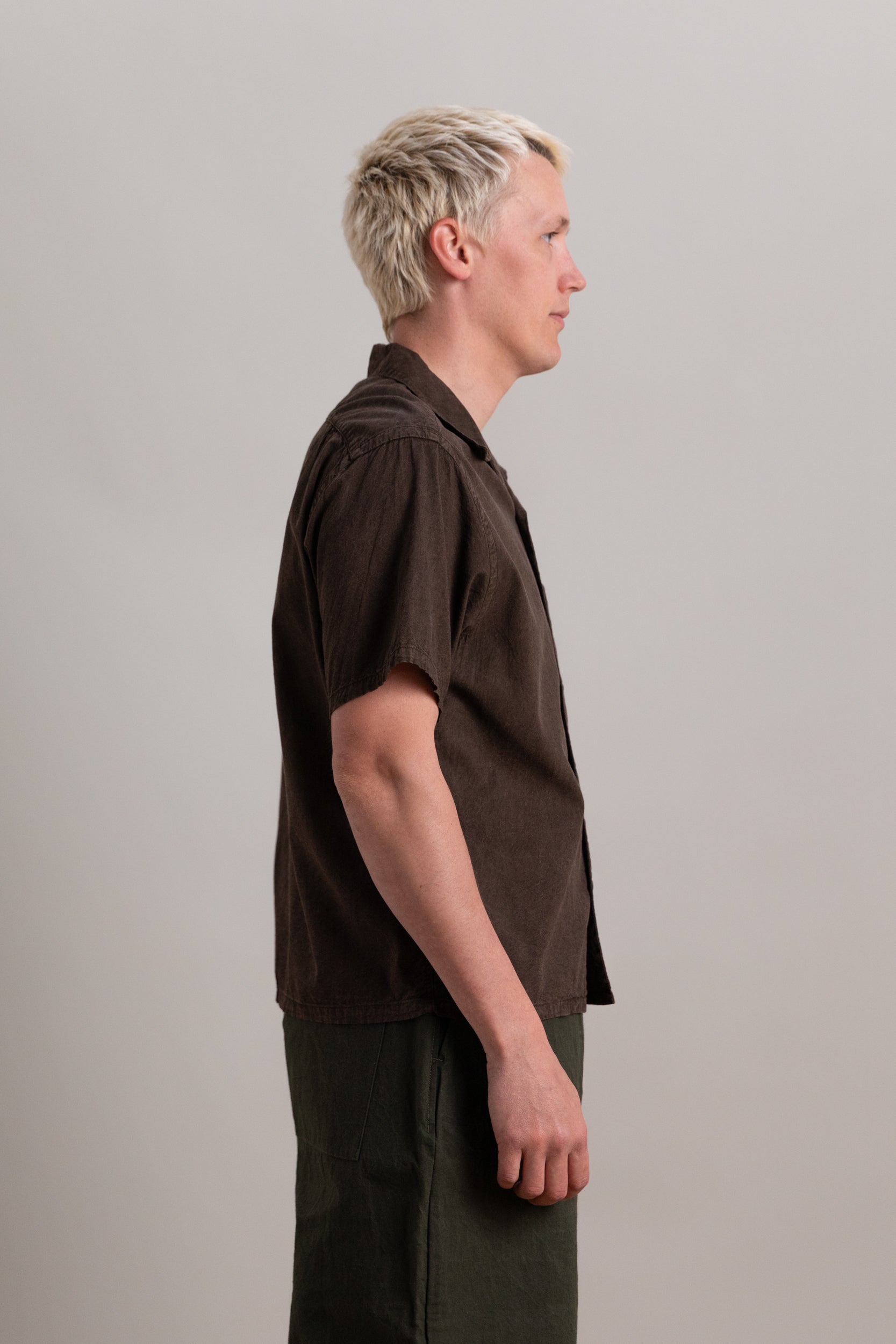 LOT 113 SHORT SLEEVE OPEN COLLAR SHIRT IN MUD DYED BROWN