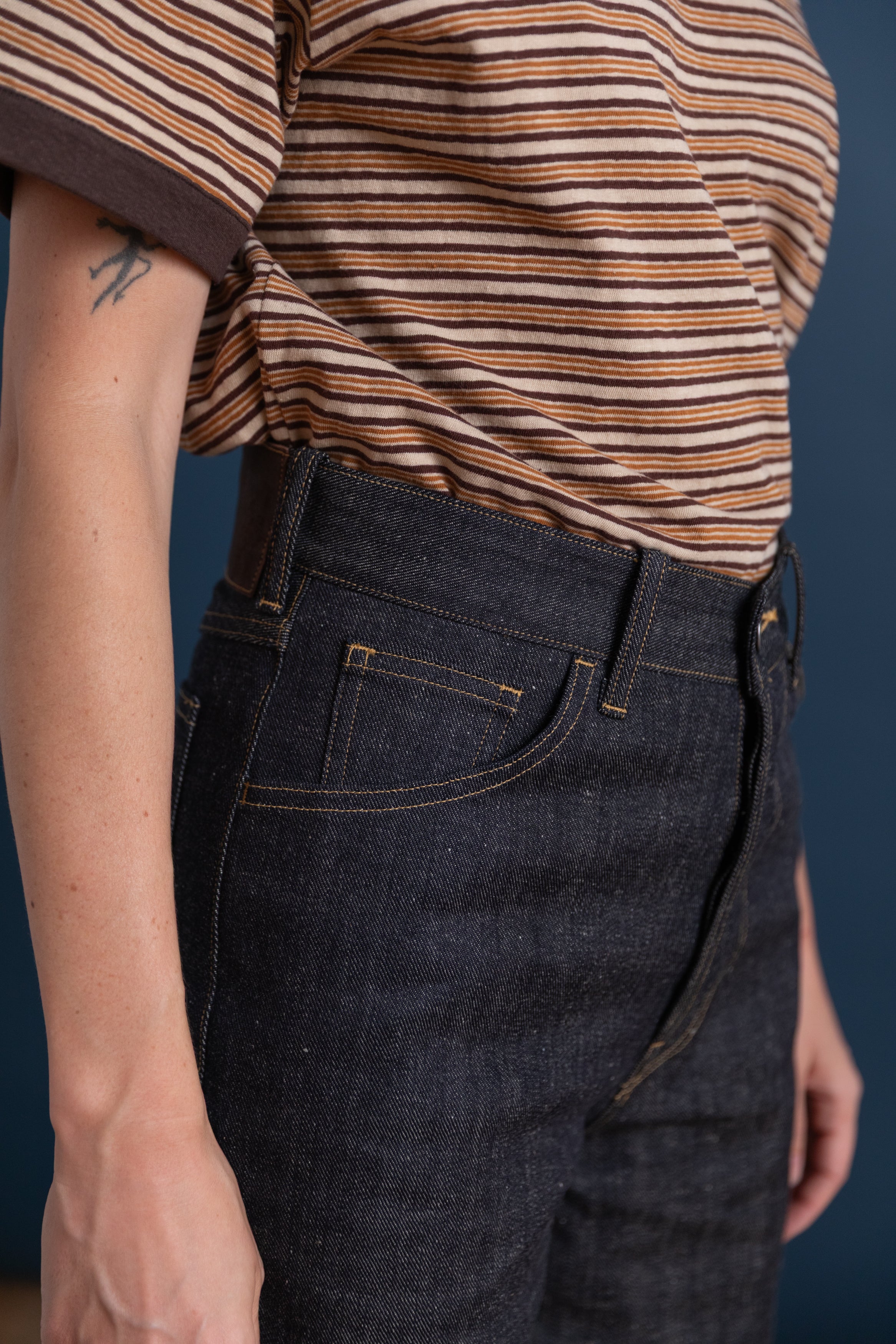 WIDE STRAIGHT TROUSERS IN RAW INDIGO