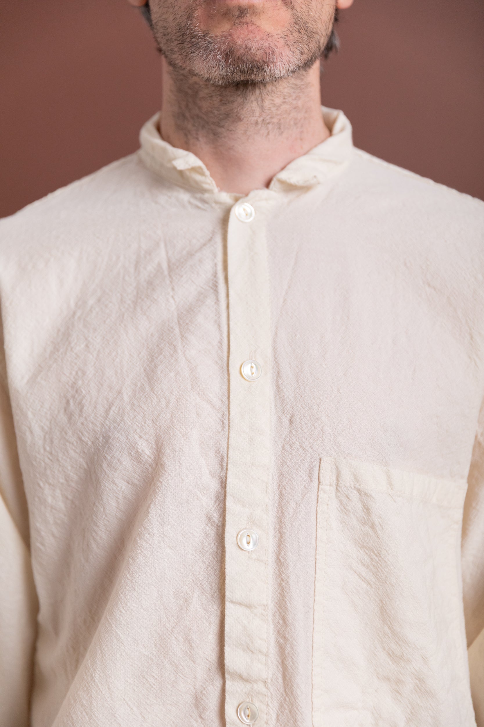 PLASTRON SHIRT IN RINSED WOOL CALICO