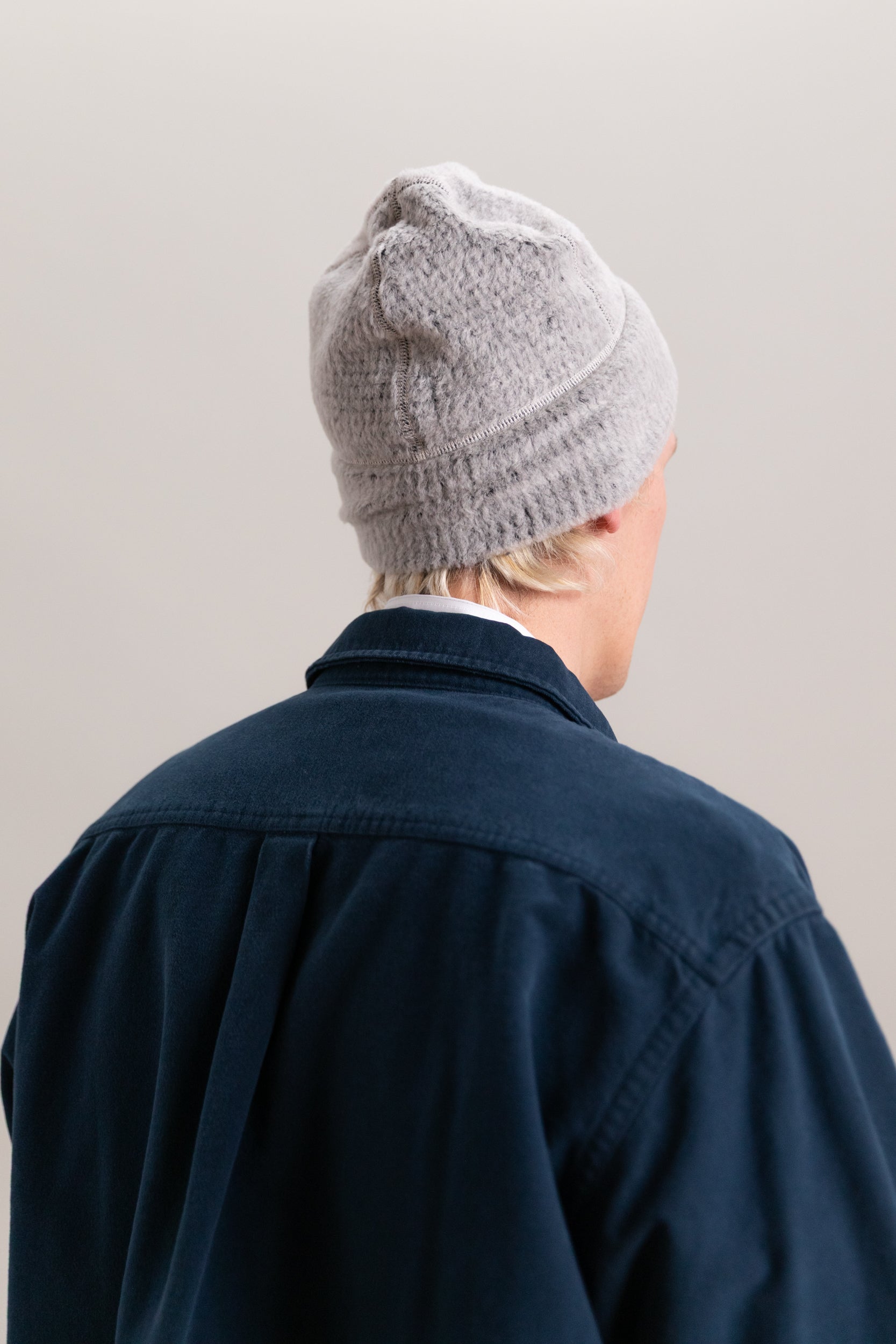 HIGH LOFT WOOL BEANIE IN SILVER CREME