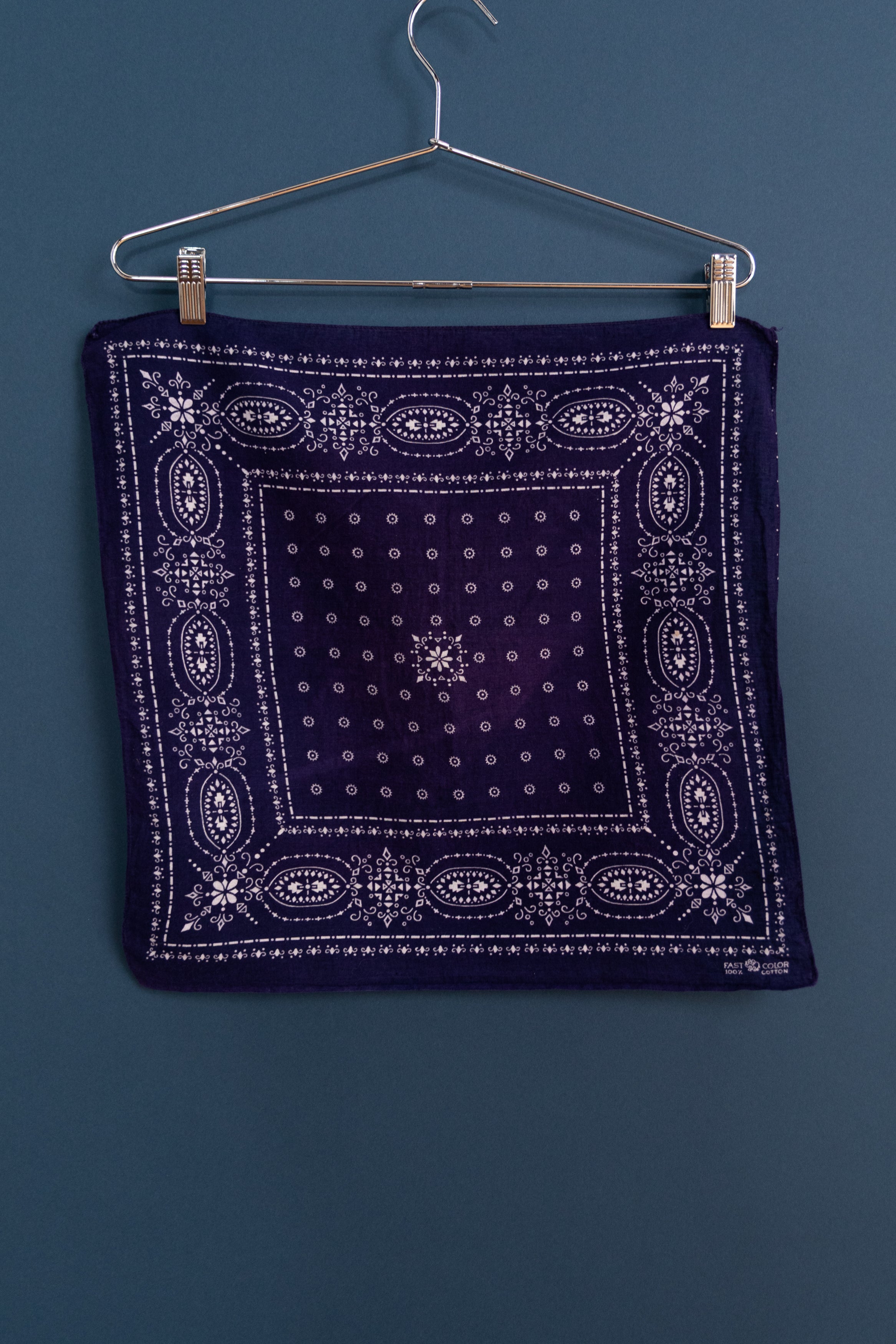 VINTAGE BLUE COTTON HANDKERCHIEF 05