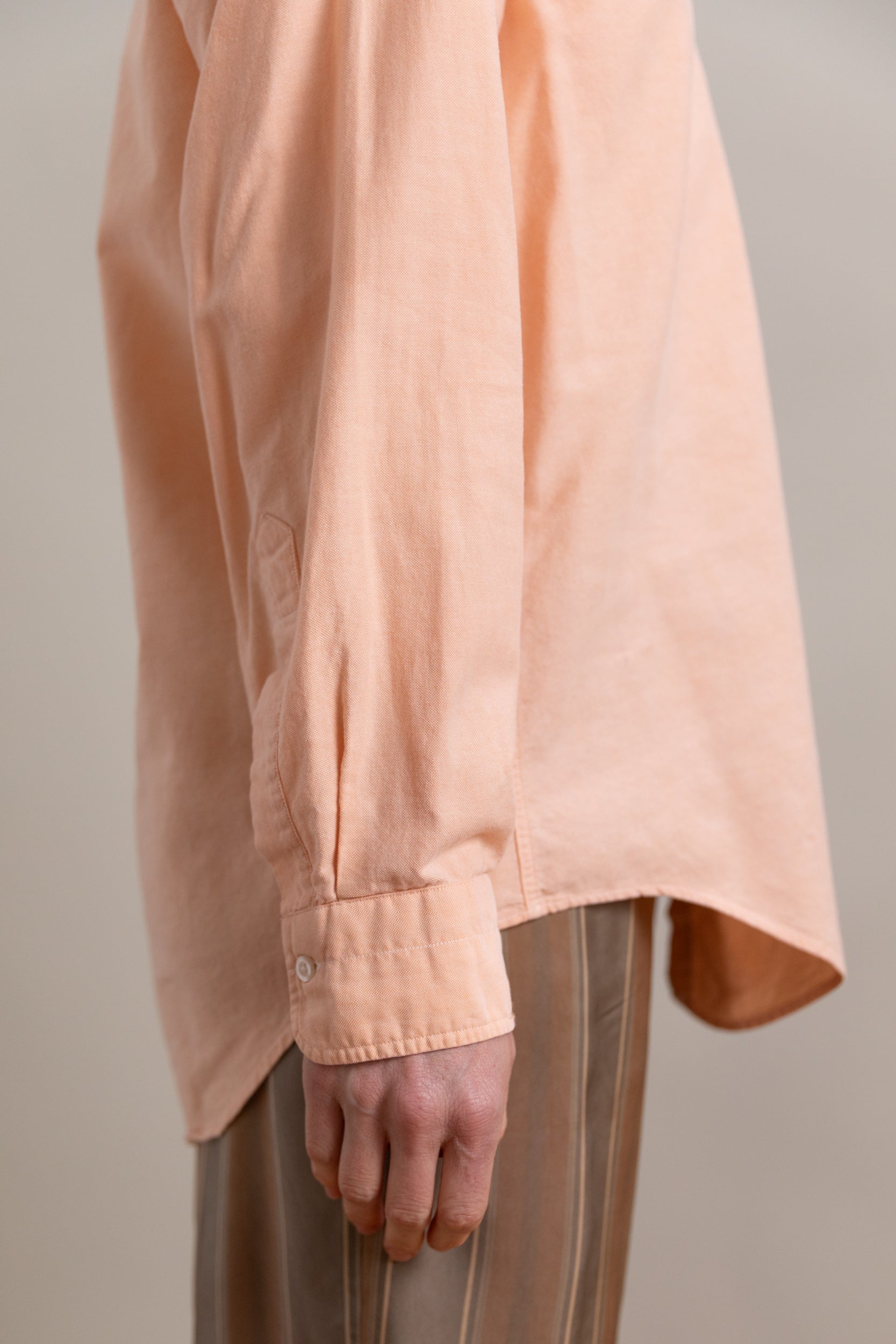 VINTAGE BUTTON UP SHIRT 08