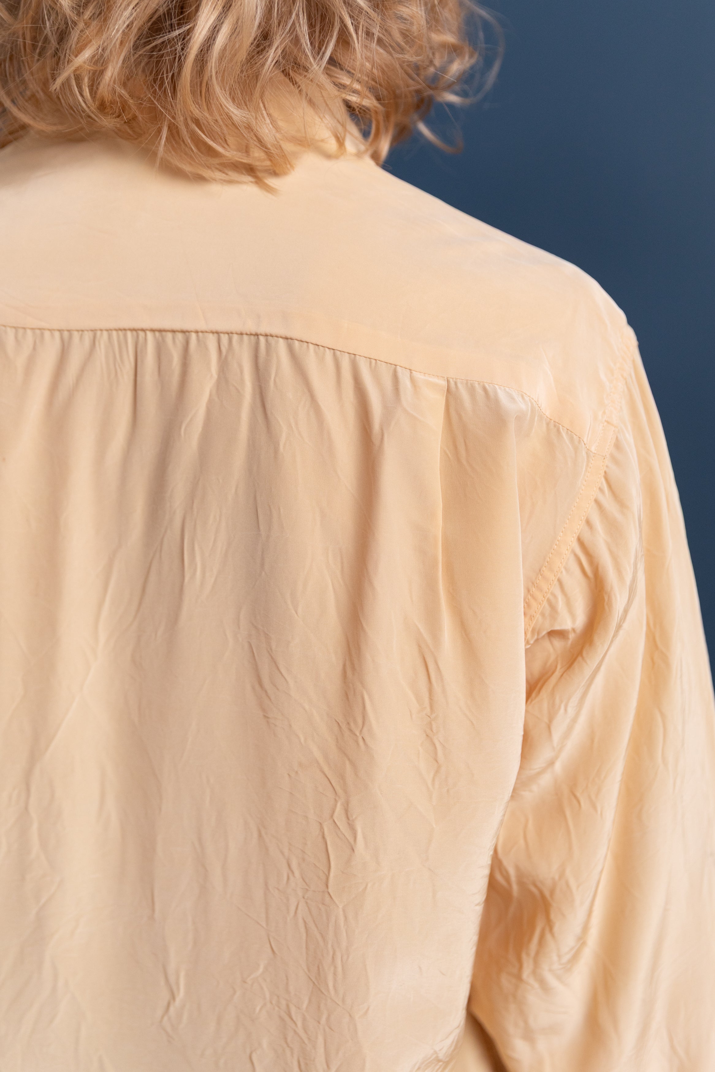 VINTAGE BUTTON UP SHIRT 15