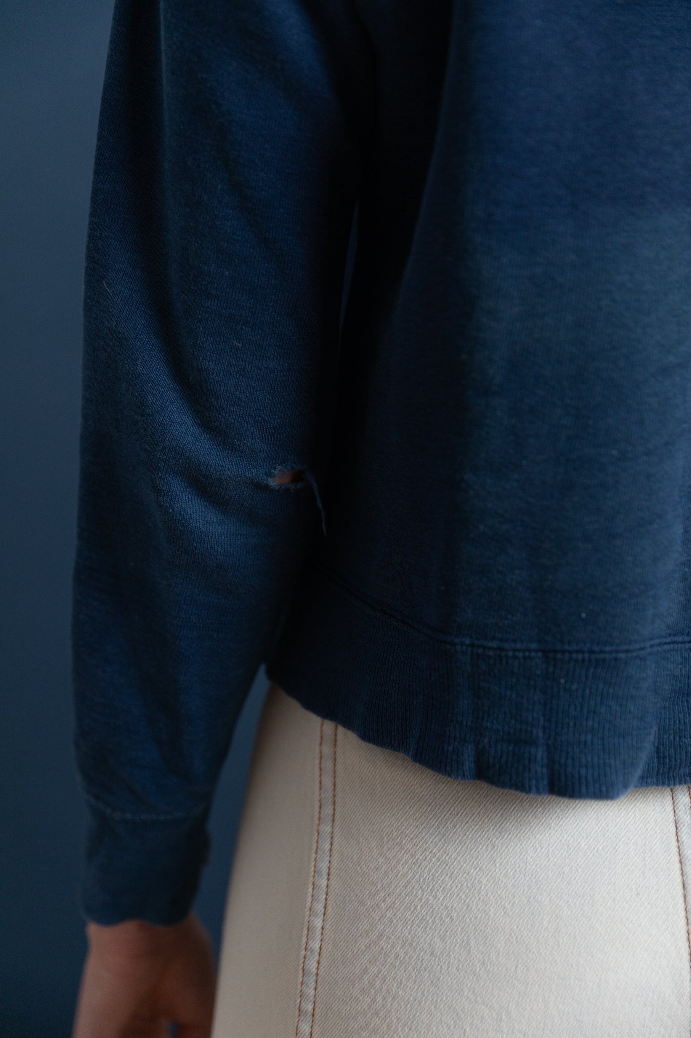 VINTAGE INDIGO SWEATSHIRT