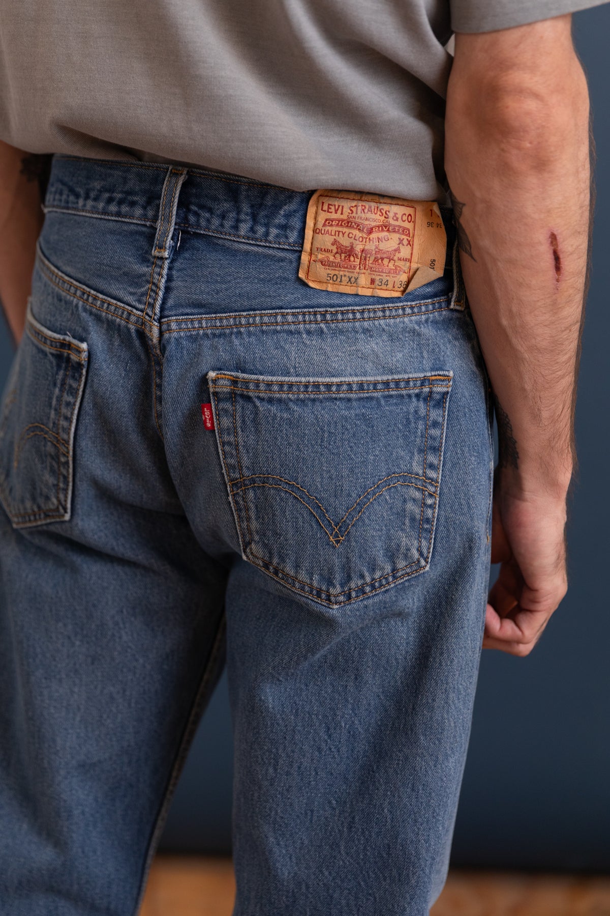 VINTAGE LEVI'S 501xx, 33x32.5