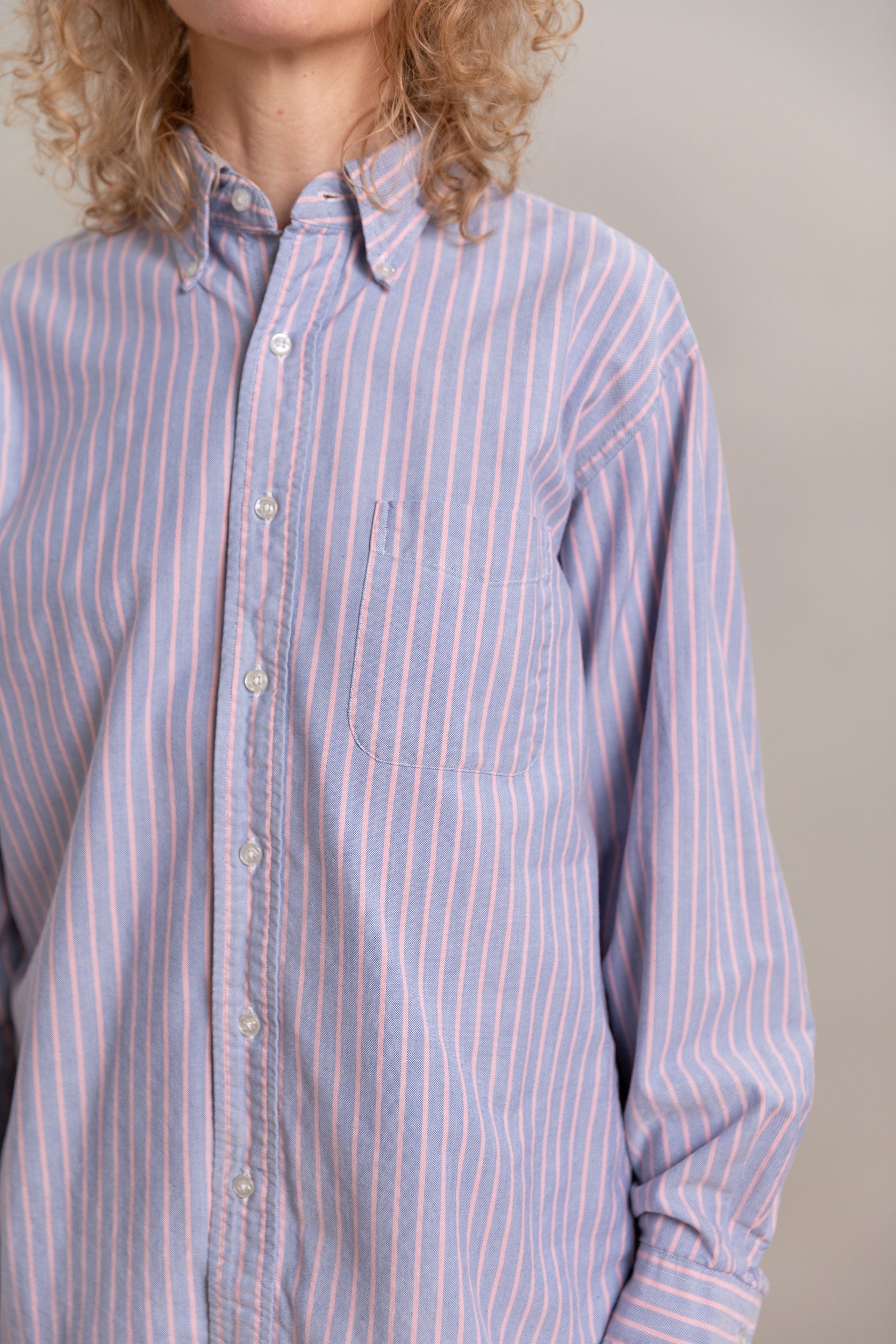 VINTAGE BUTTON UP SHIRT 05