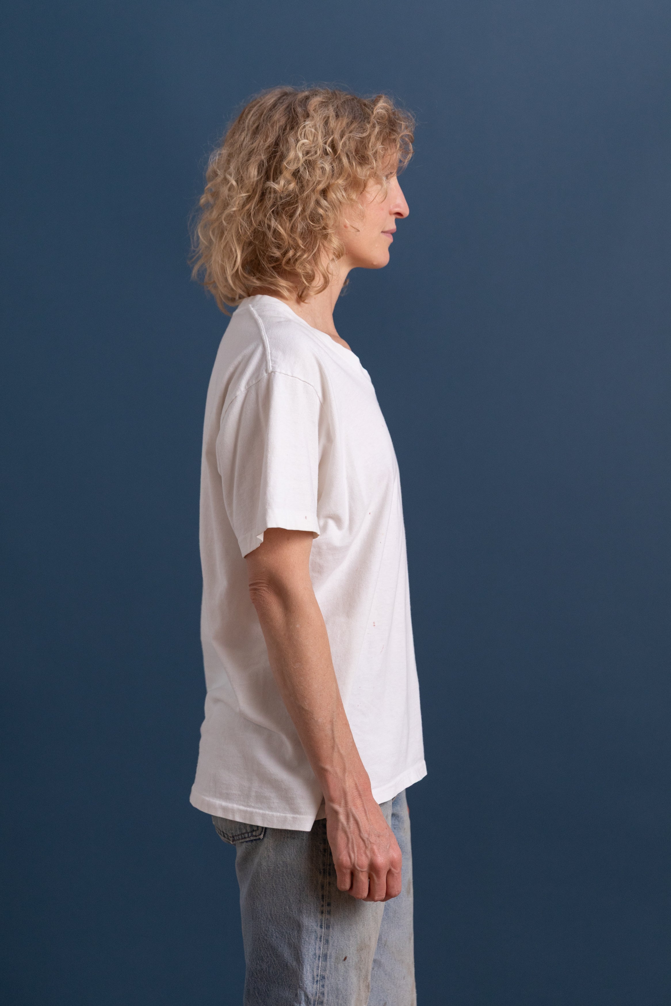 VINTAGE WHITE TEE 68