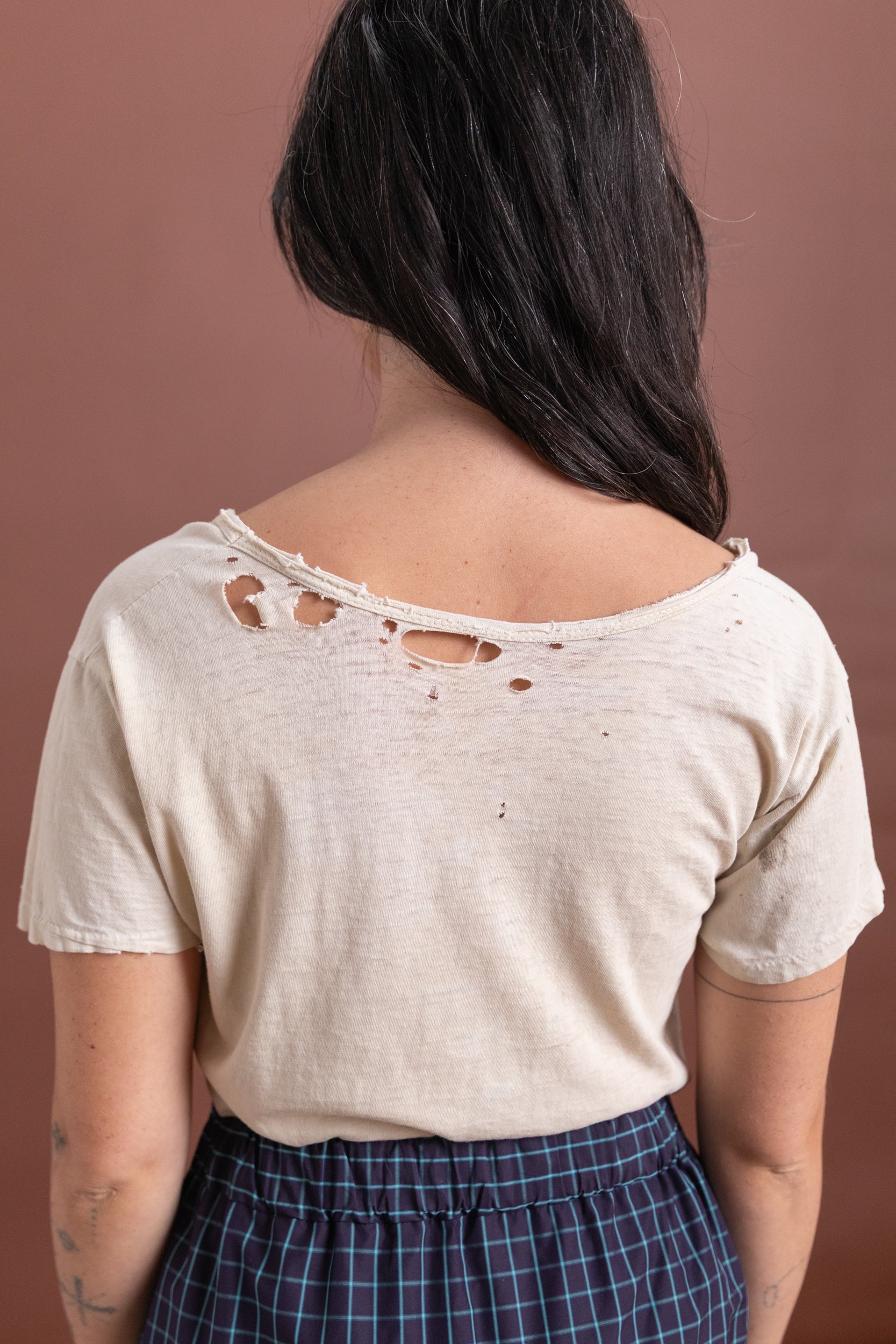 VINTAGE WHITE TEE 47