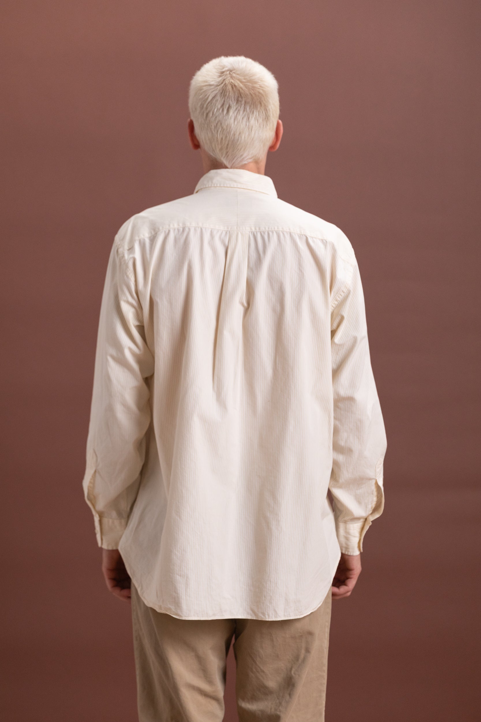 VINTAGE BUTTON UP SHIRT 04