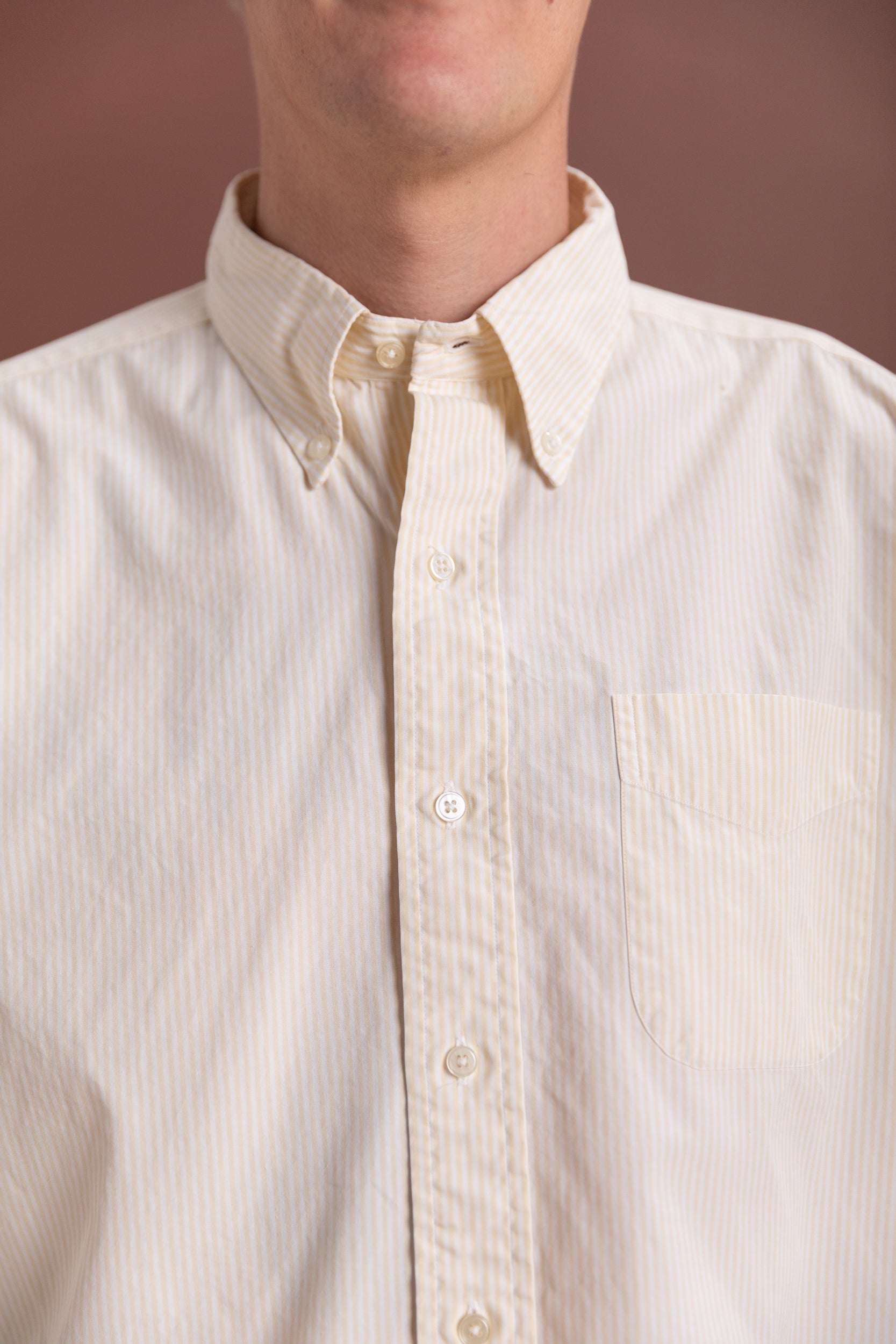 VINTAGE BUTTON UP SHIRT 04