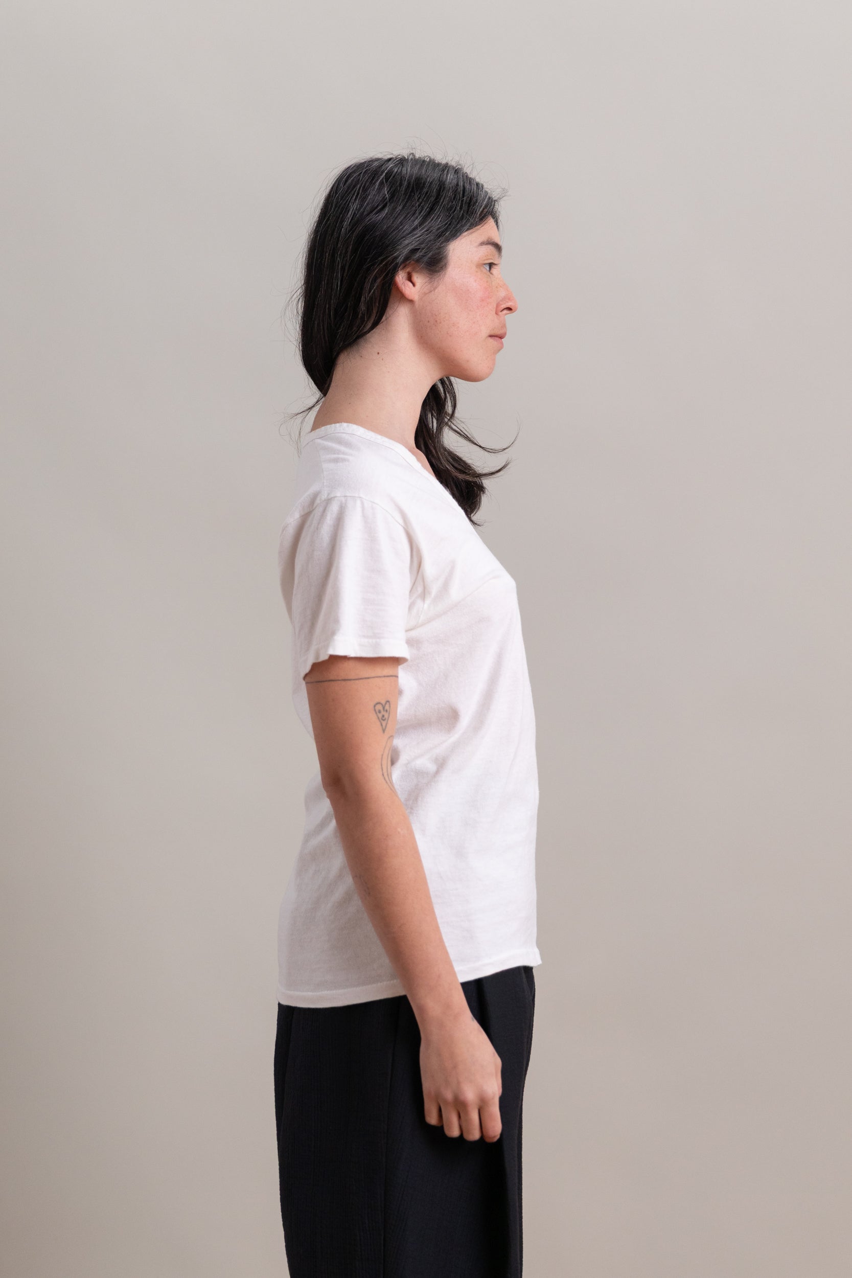 VINTAGE WHITE TEE 54