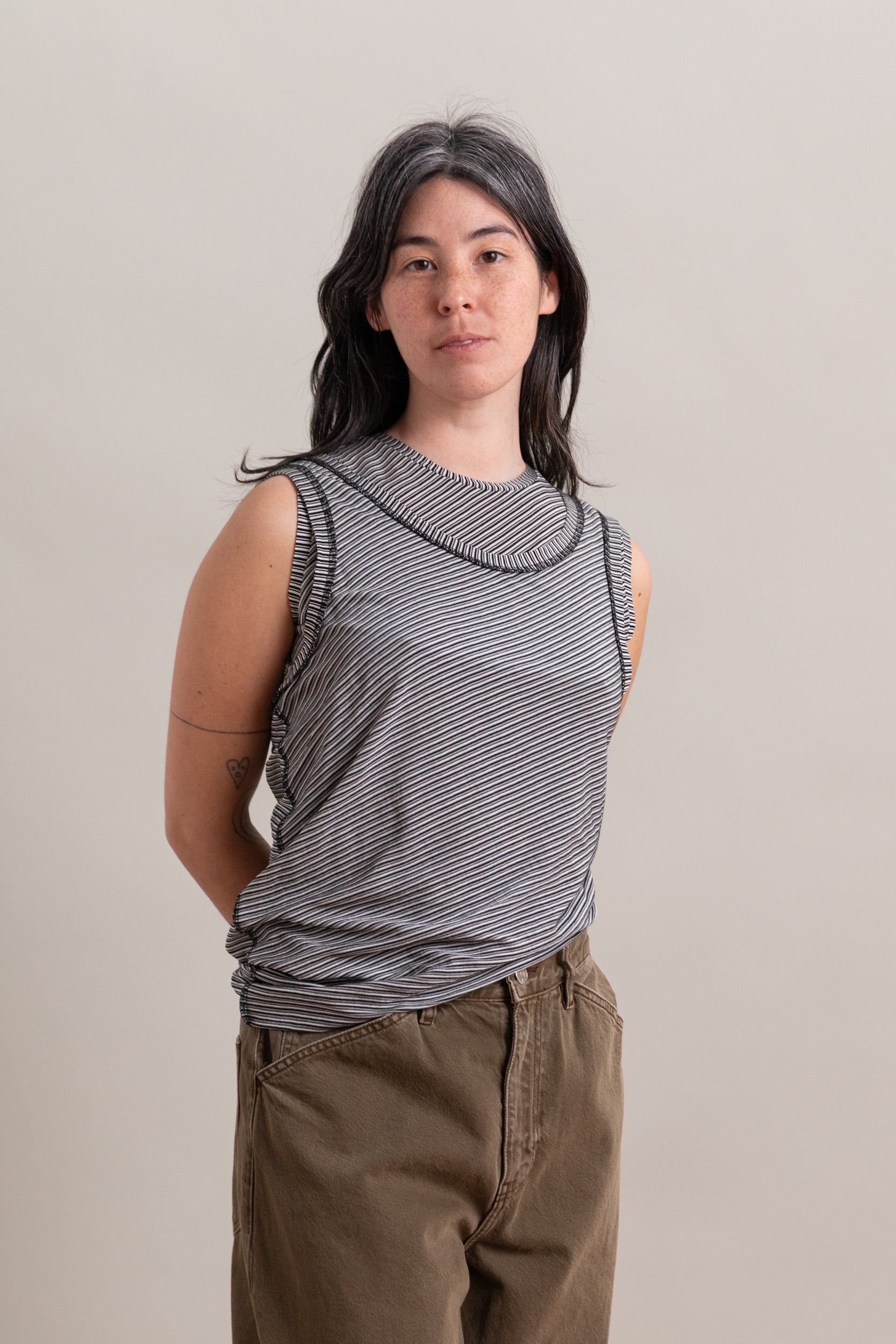 DOUBLE LAYER TANK IN BLACK STRIPED JERSEY