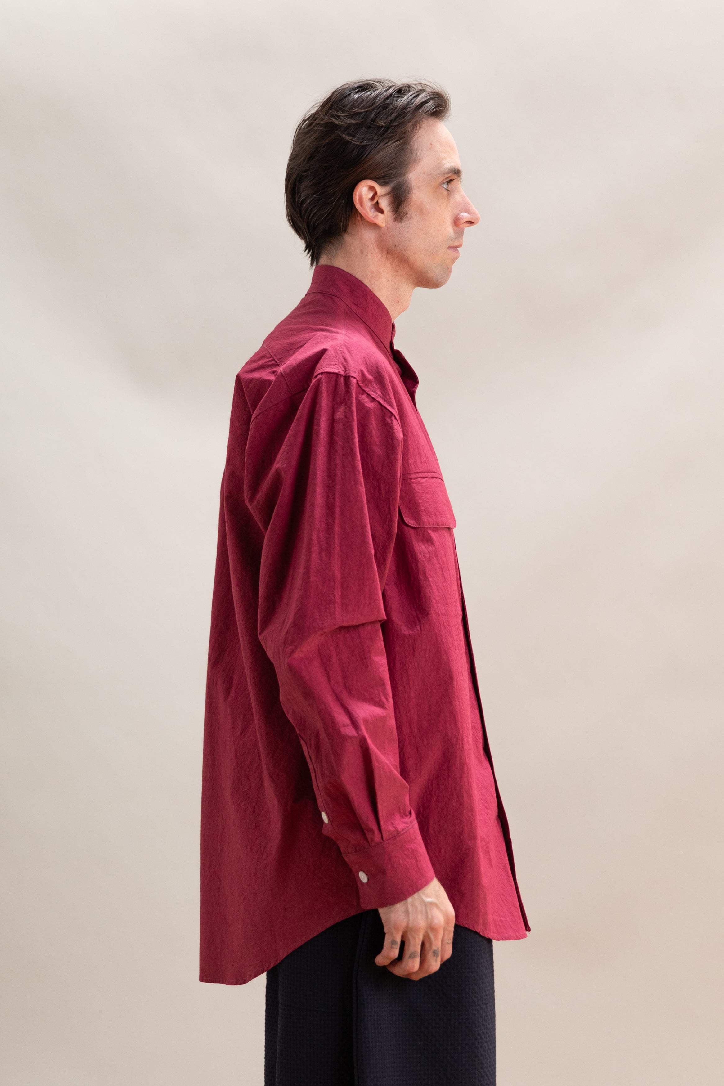 AIRPORT SHIRT IN BORDEAUX COTTON/LINEN TYPWRITER CLOTH