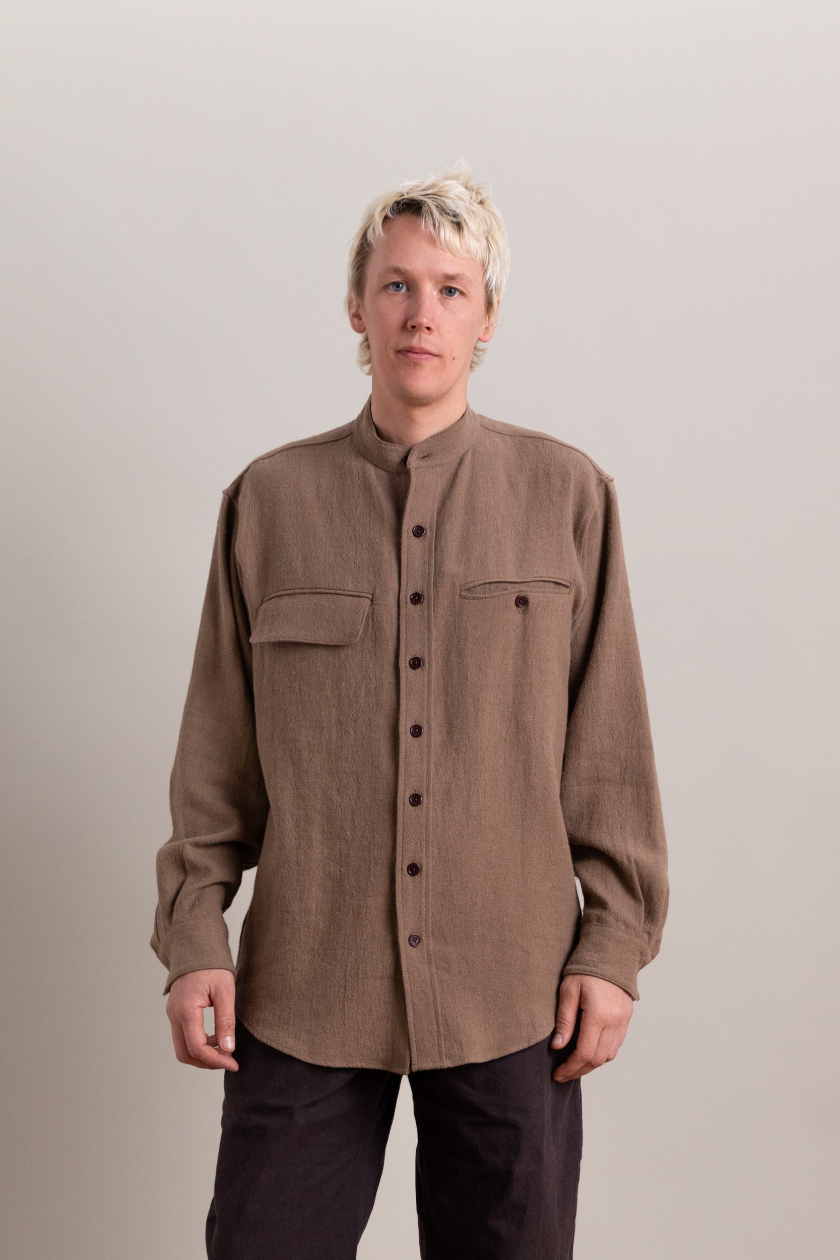 AIRPORT SHIRT IN MOCHA WOOL LINEN