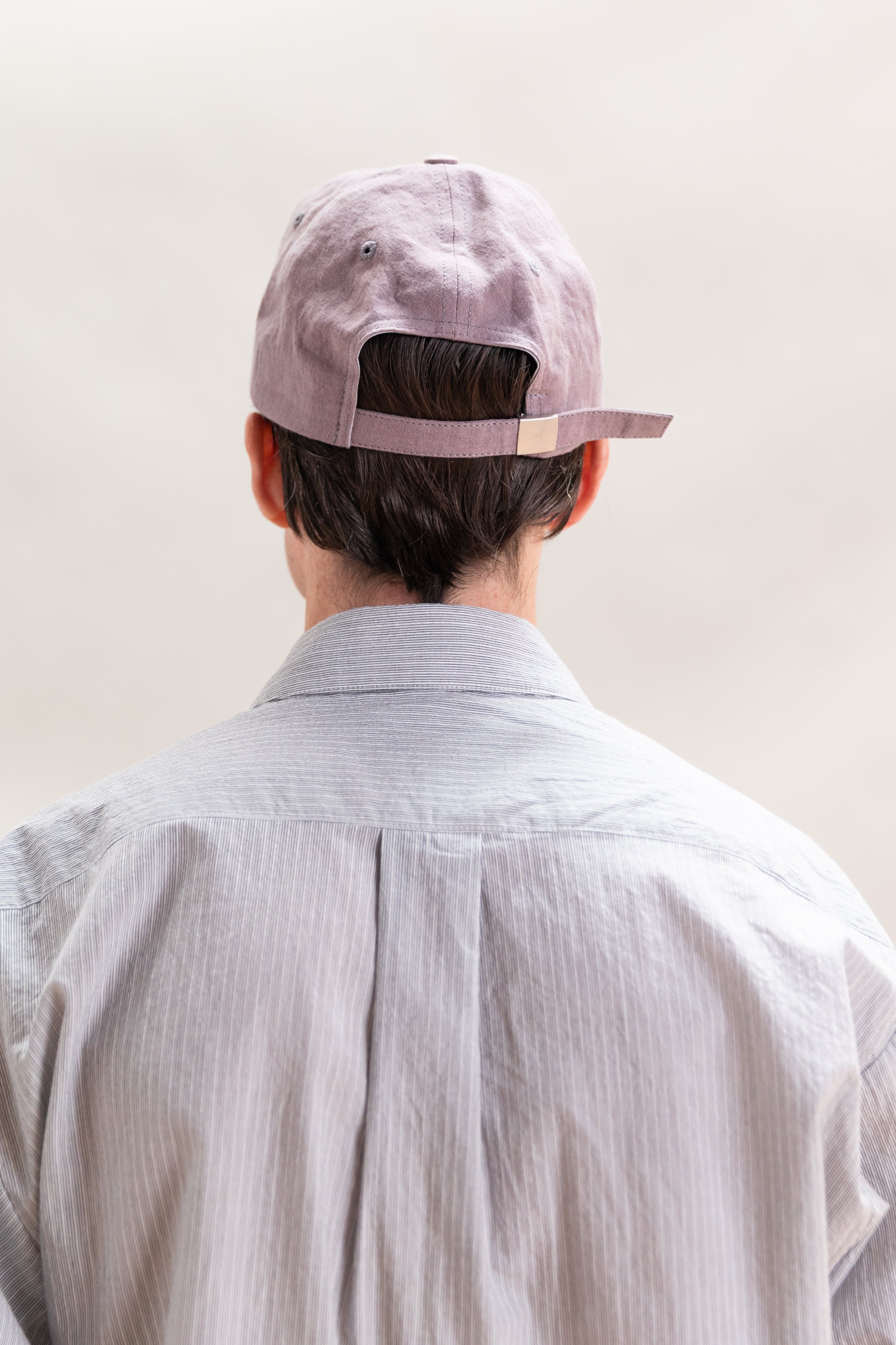 BALL CAP IN MAUVE LINEN