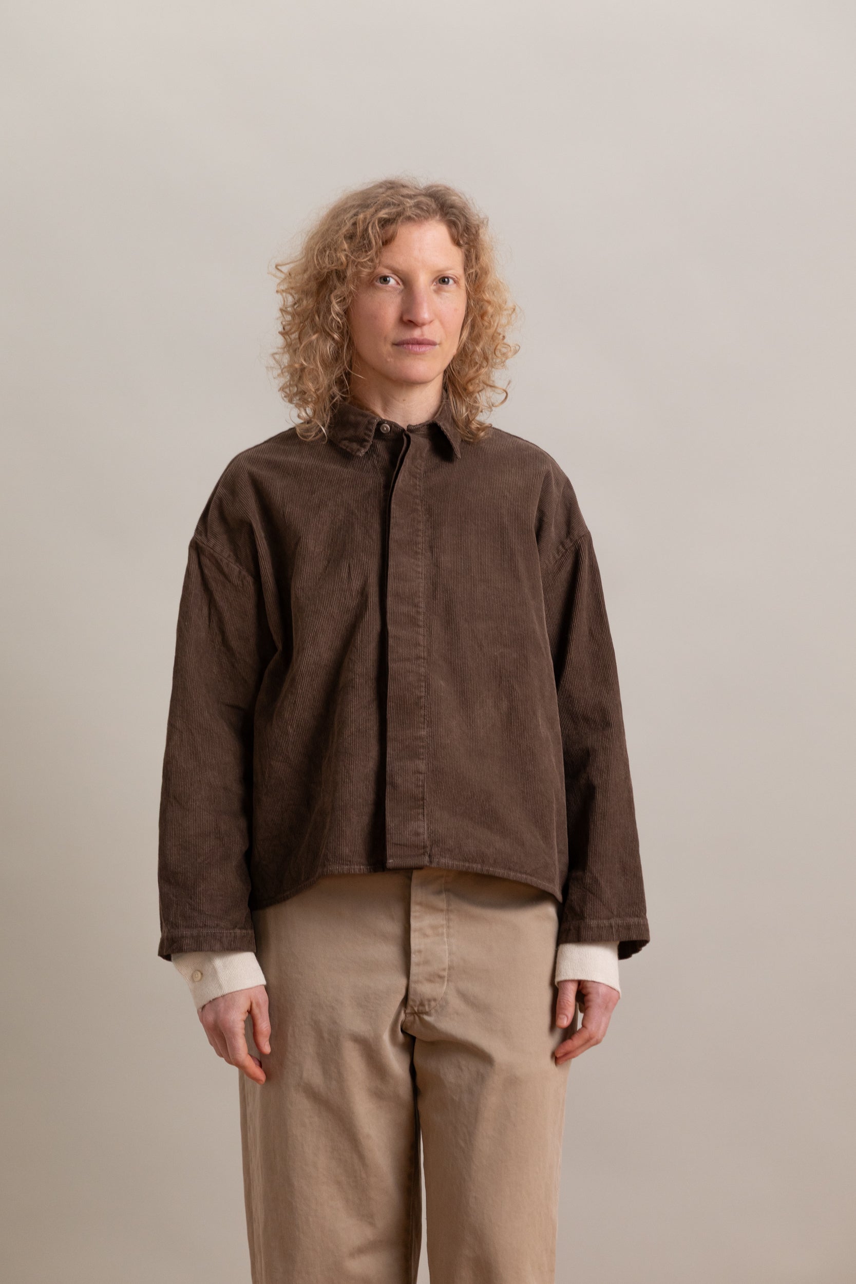CAFE SHIRT IN NATURALLY DYED CORDUROY
