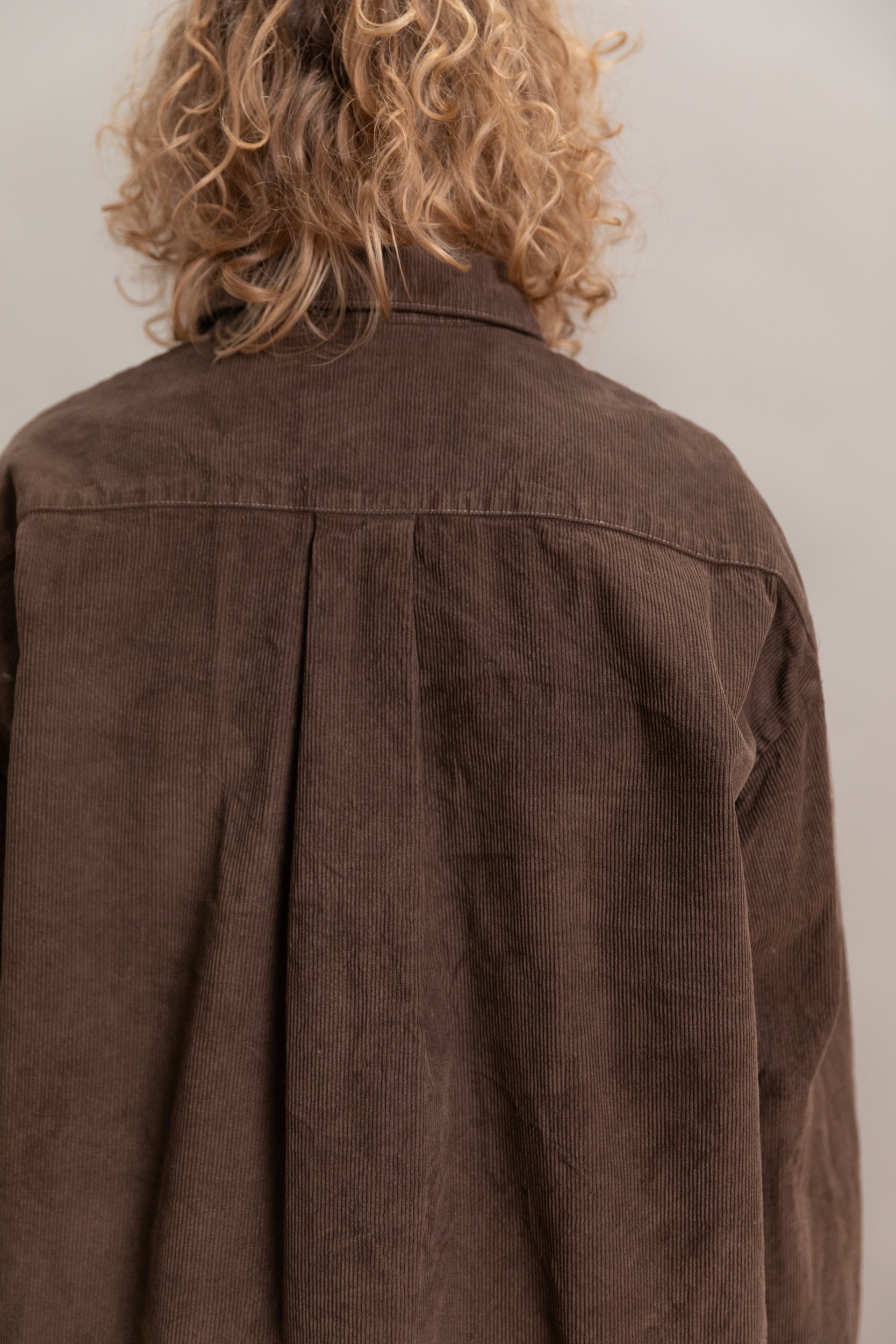 CAFE SHIRT IN NATURALLY DYED CORDUROY