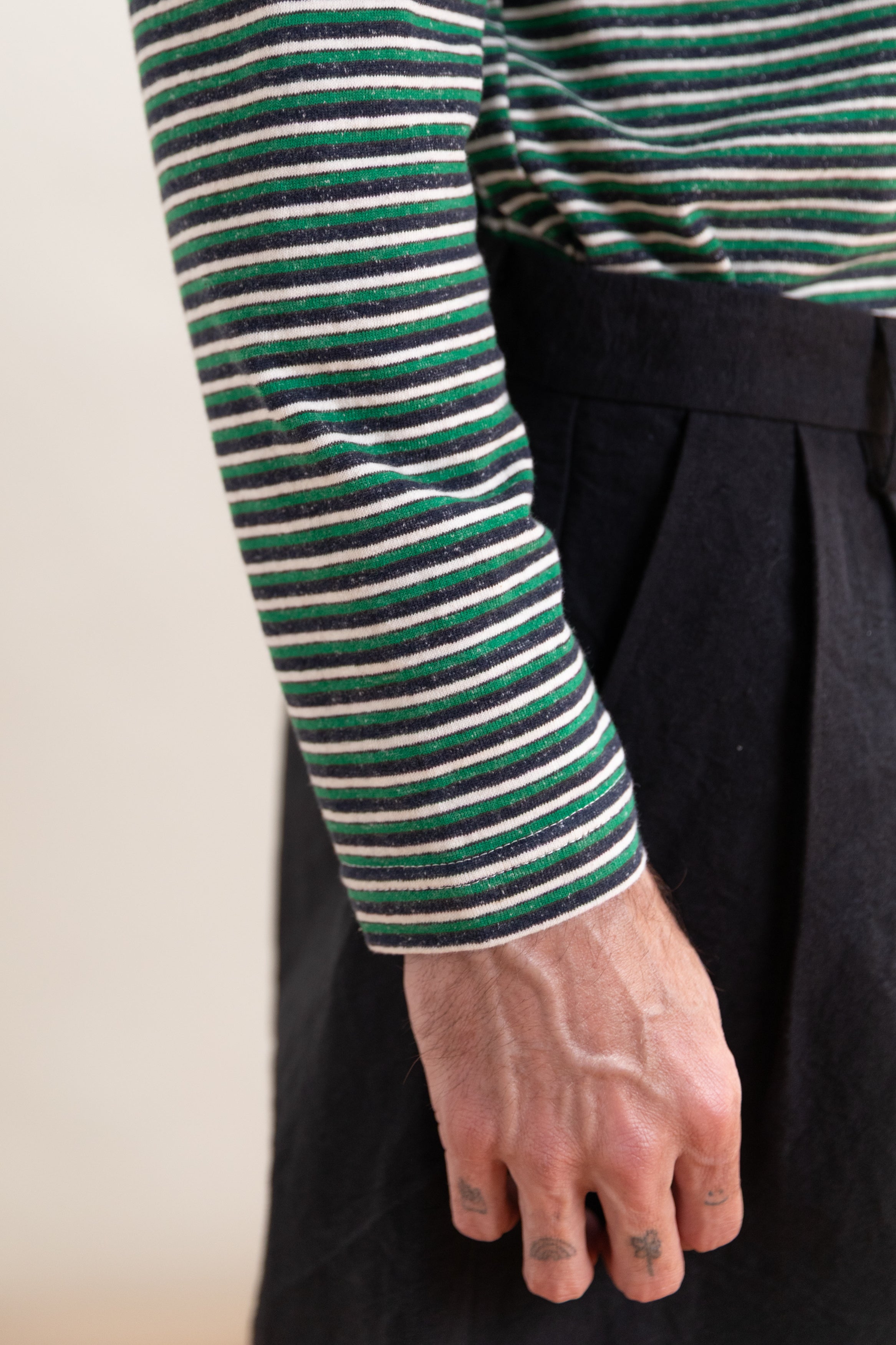LONG SLEEVE TEE IN NAVY, GREEN AND WHITE STRIPE
