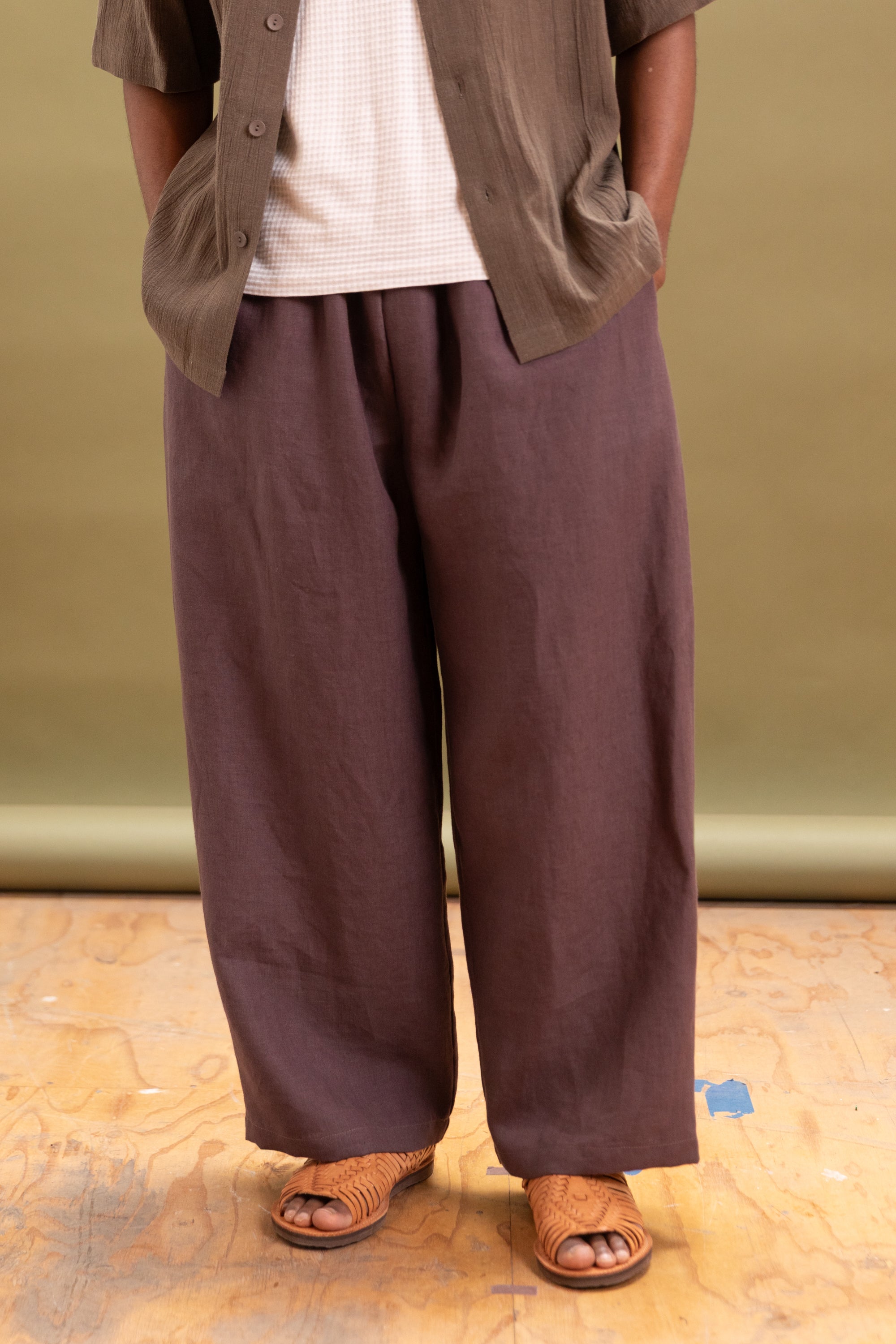 STUDIO PANT IN GRAPE STONEWASHED LINEN