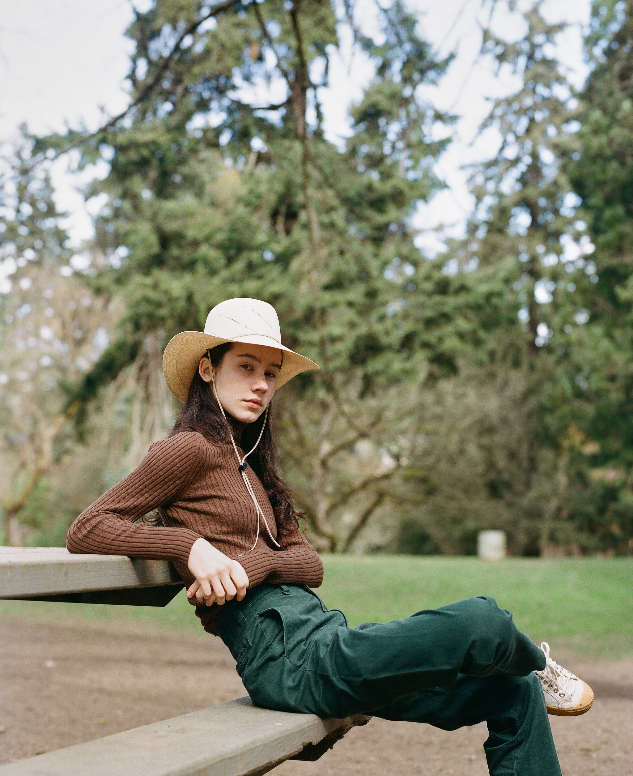 REDWOOD HAT IN FINE GRADE PANAMA STRAW